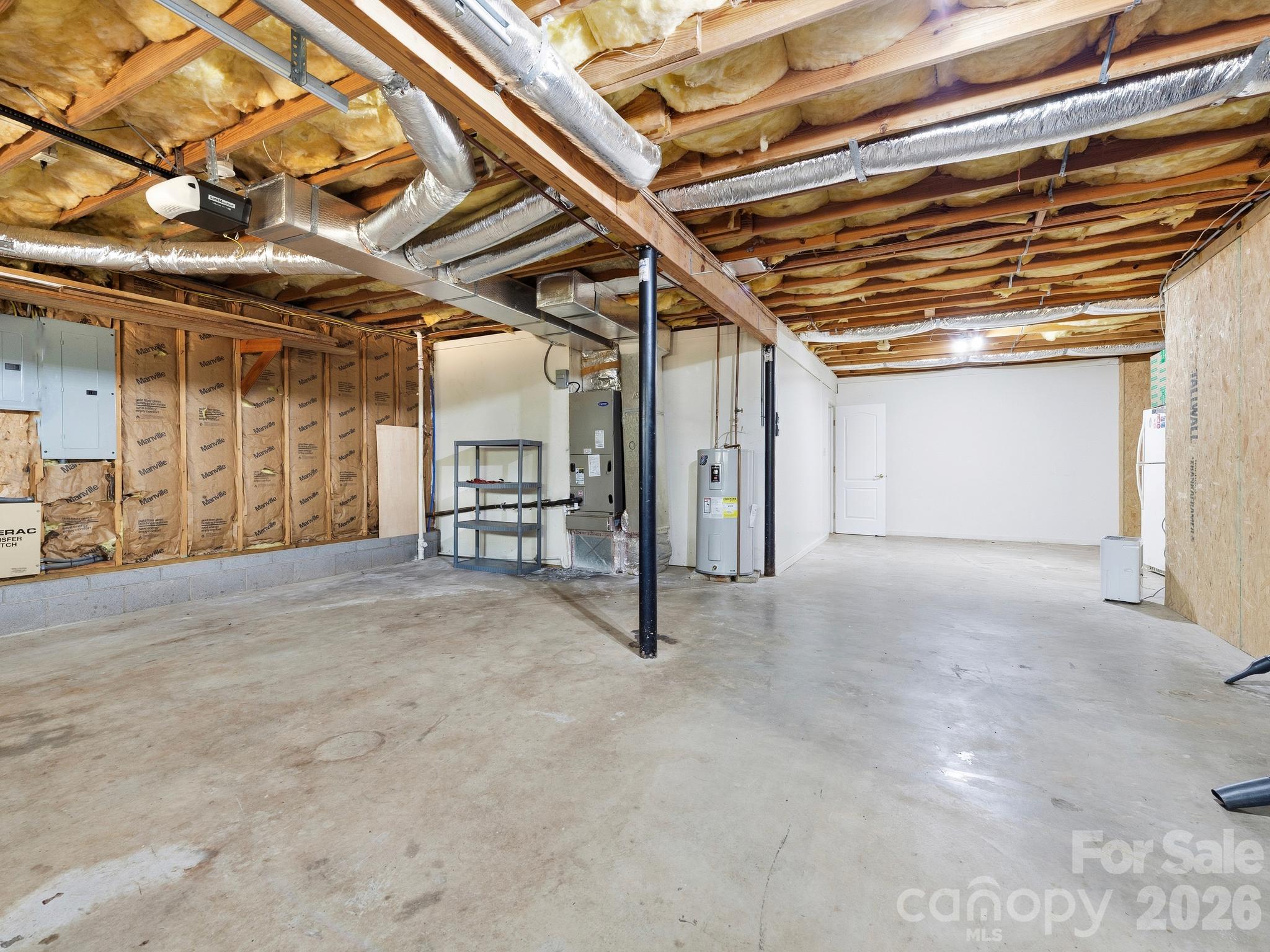 Garage Workshop Space - 8 Rasada Extension, Weaverville