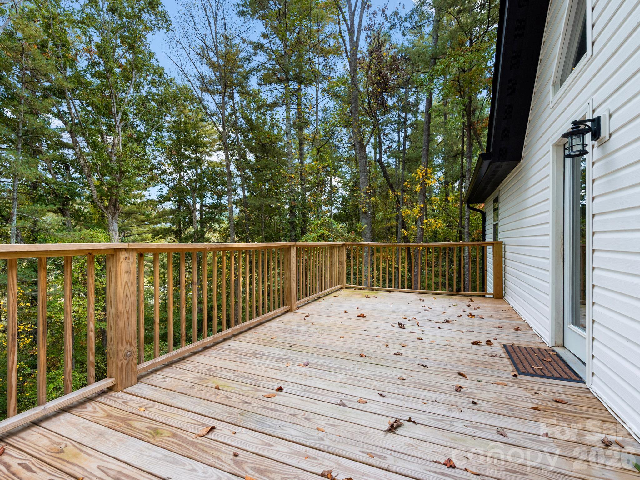 New Large Private Deck - 8 Rasada Extension, Weaverville