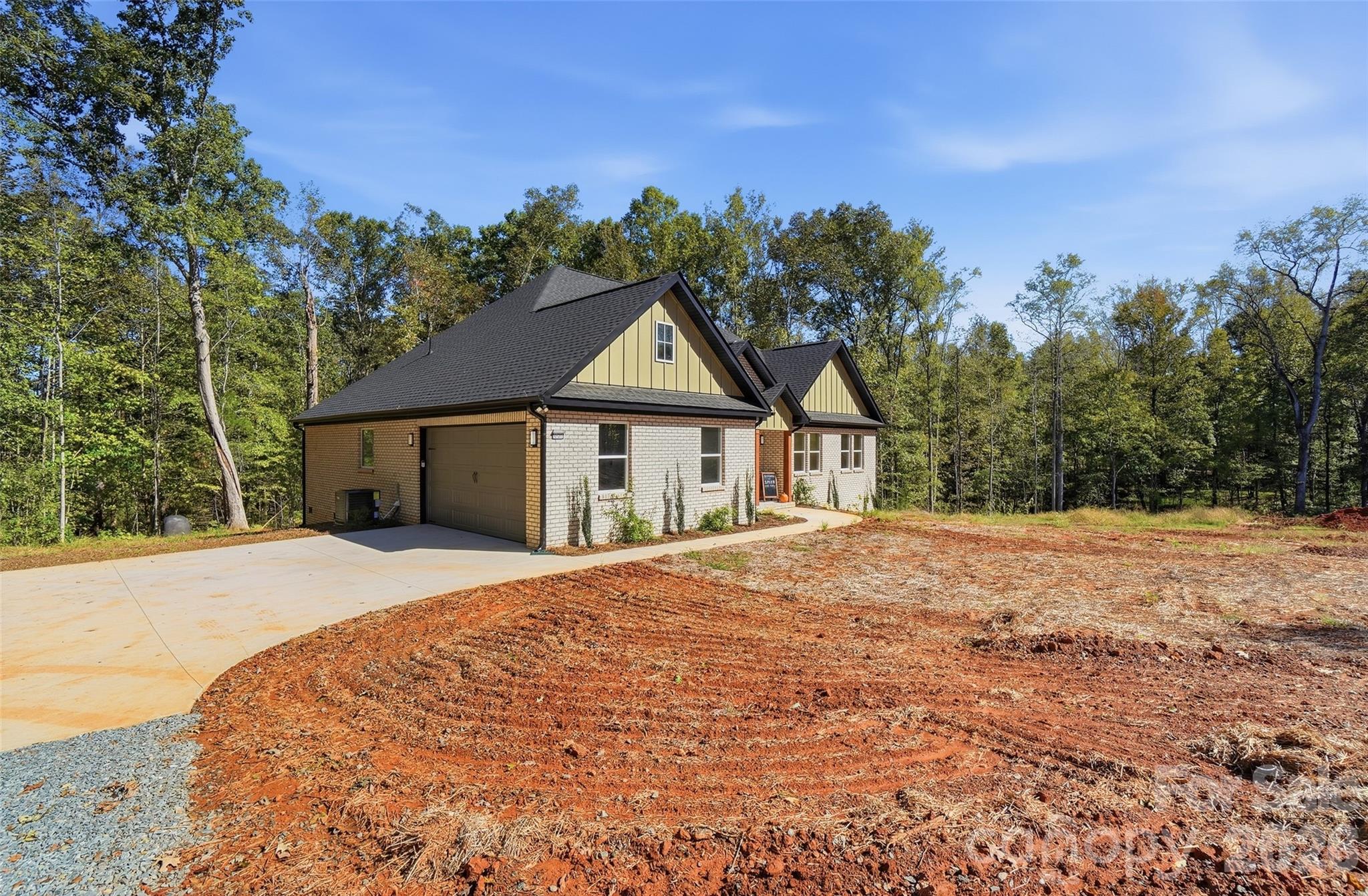 Single Family Residence at 10120 Mini Ranch Road, Waxhaw, photo 6 of 40