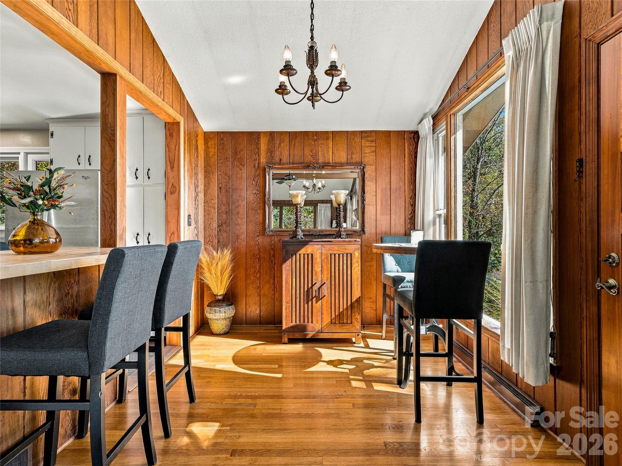 Single Family Residence at 115 Wild Cherry Road, Asheville, photo 13 of 38