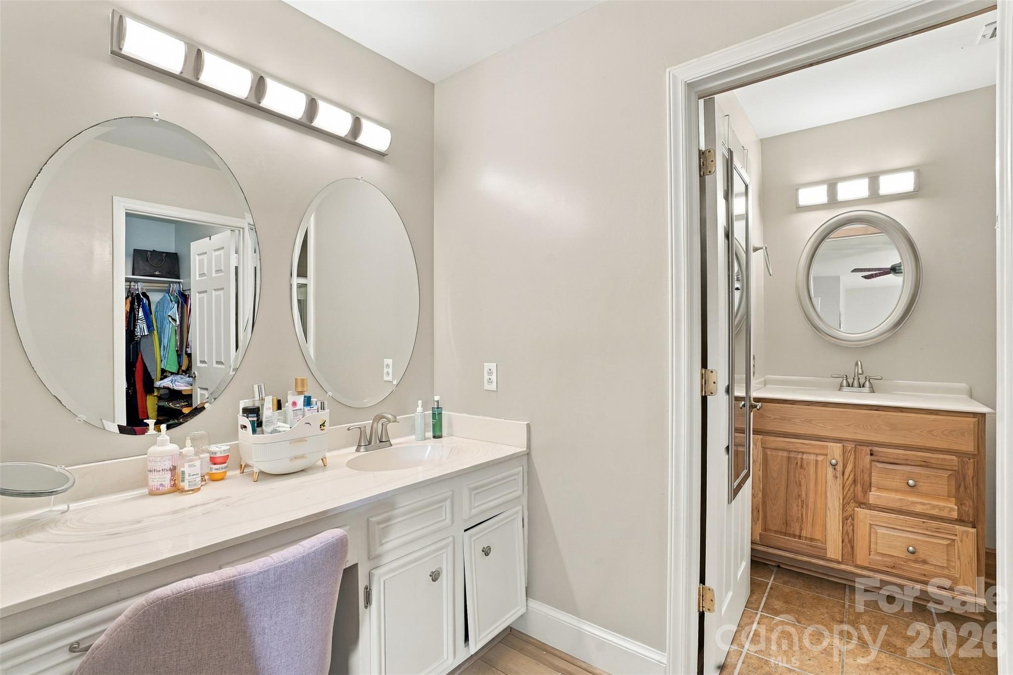 Single Family Residence at 4206 Foxmoor Drive, Charlotte, photo 24 of 48