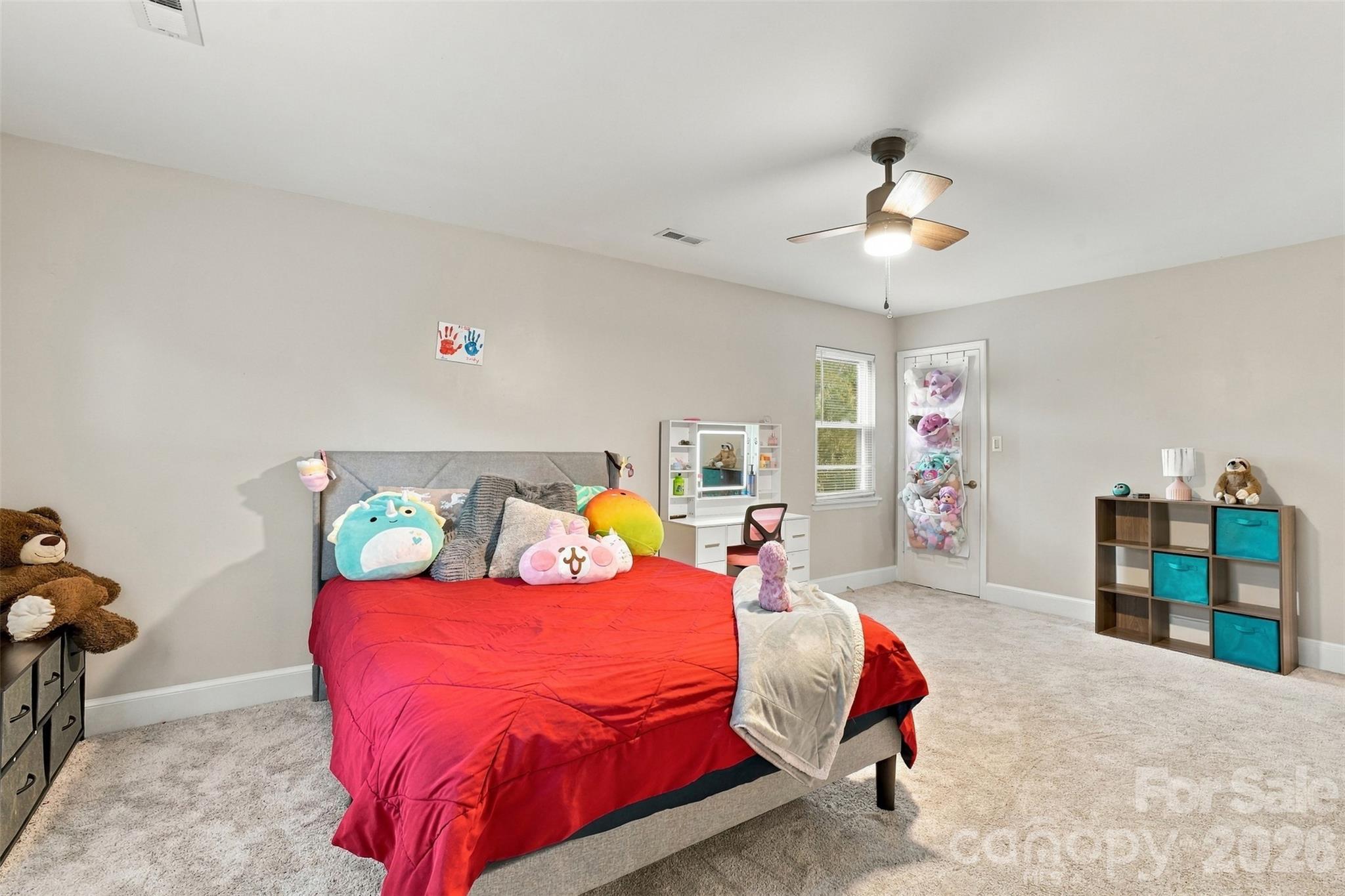 3 bedroom - 4206 Foxmoor Drive, Charlotte