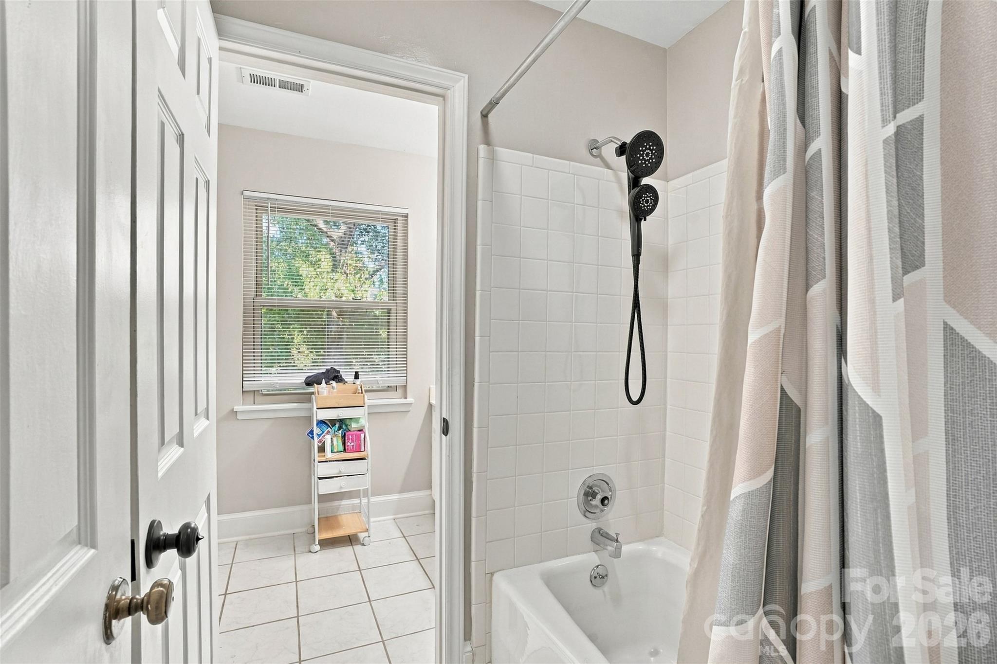 Single Family Residence at 4206 Foxmoor Drive, Charlotte, photo 33 of 48