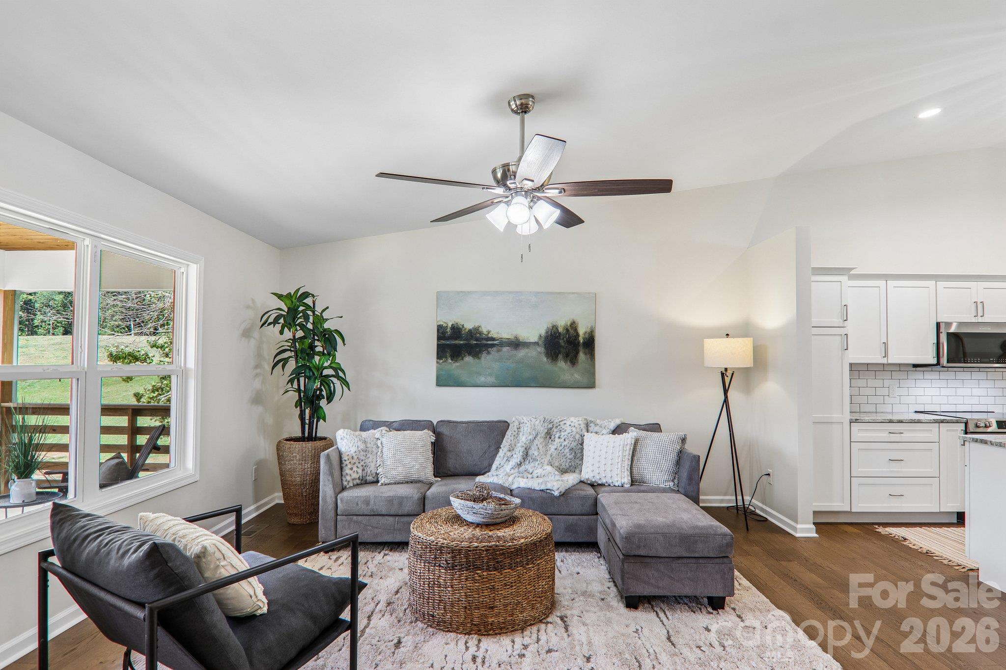 Single Family Residence at 129 Lincoln Ridge Drive, Candler, photo 17 of 41