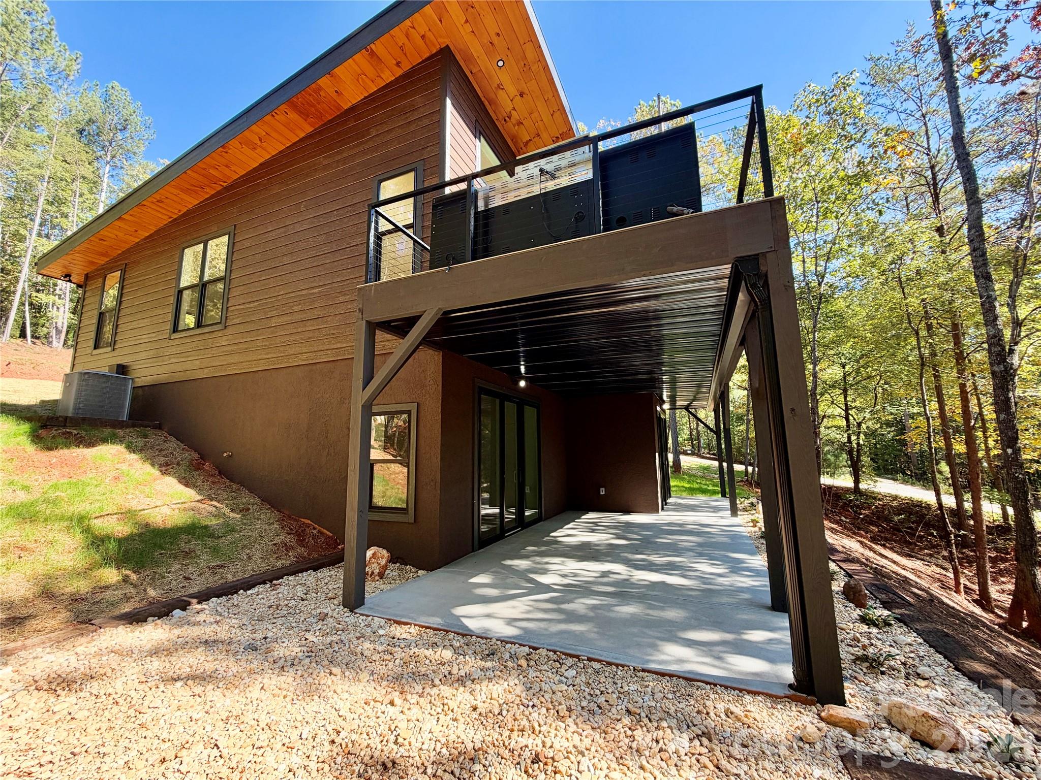 Single Family Residence at 249 Golden Creek Ridge, Union Mills, photo 2 of 34