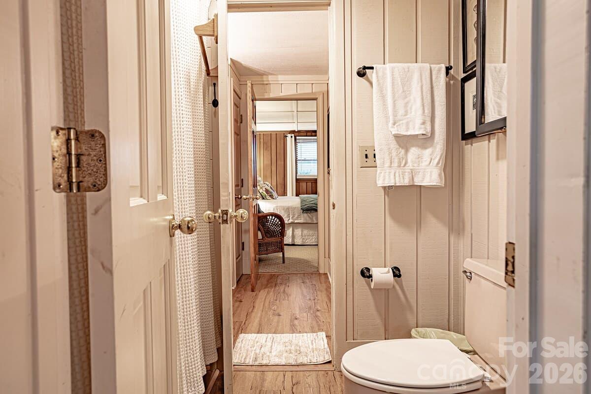 Primary bath - 208 N West Lake Drive, Lake Lure