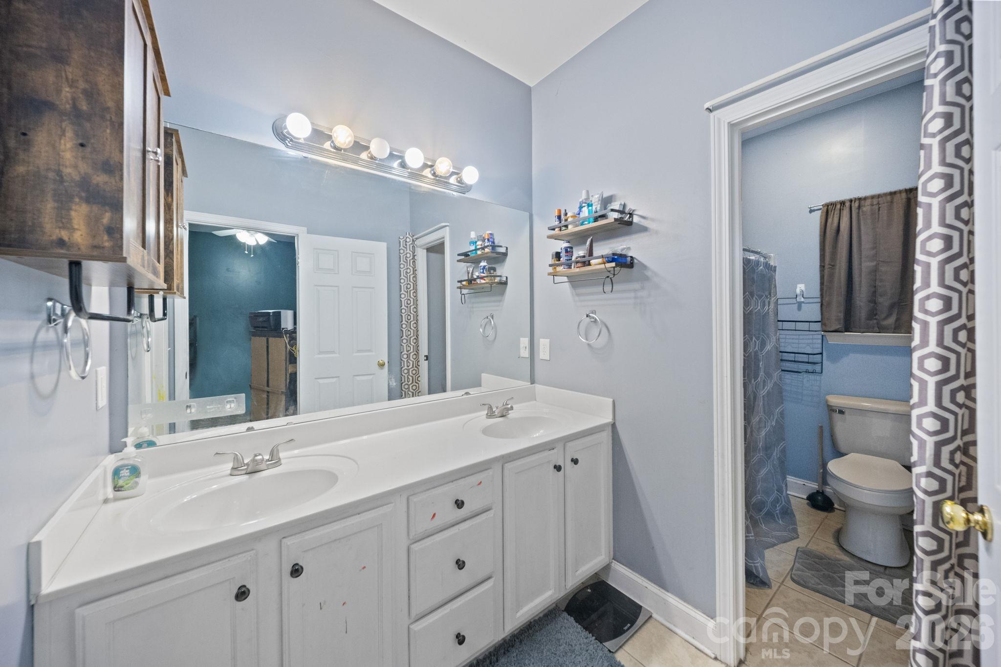 Primary bathroom - 511 S Zion Street, Landis