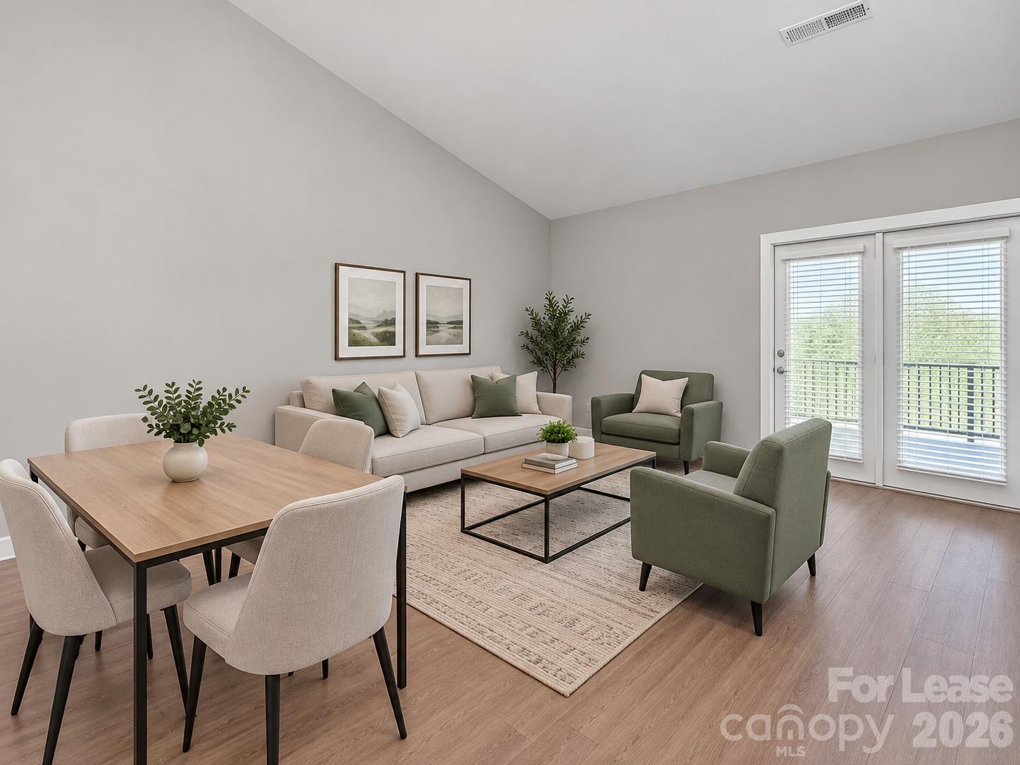 Apartment at 1636 Chippendale Road, Charlotte, photo 2 of 10