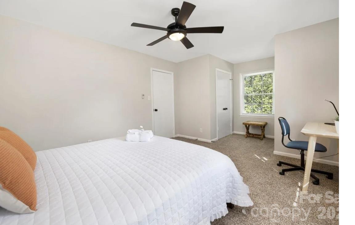 Single Family Residence at 3909 Woodbriar Trail, Charlotte, photo 20 of 24