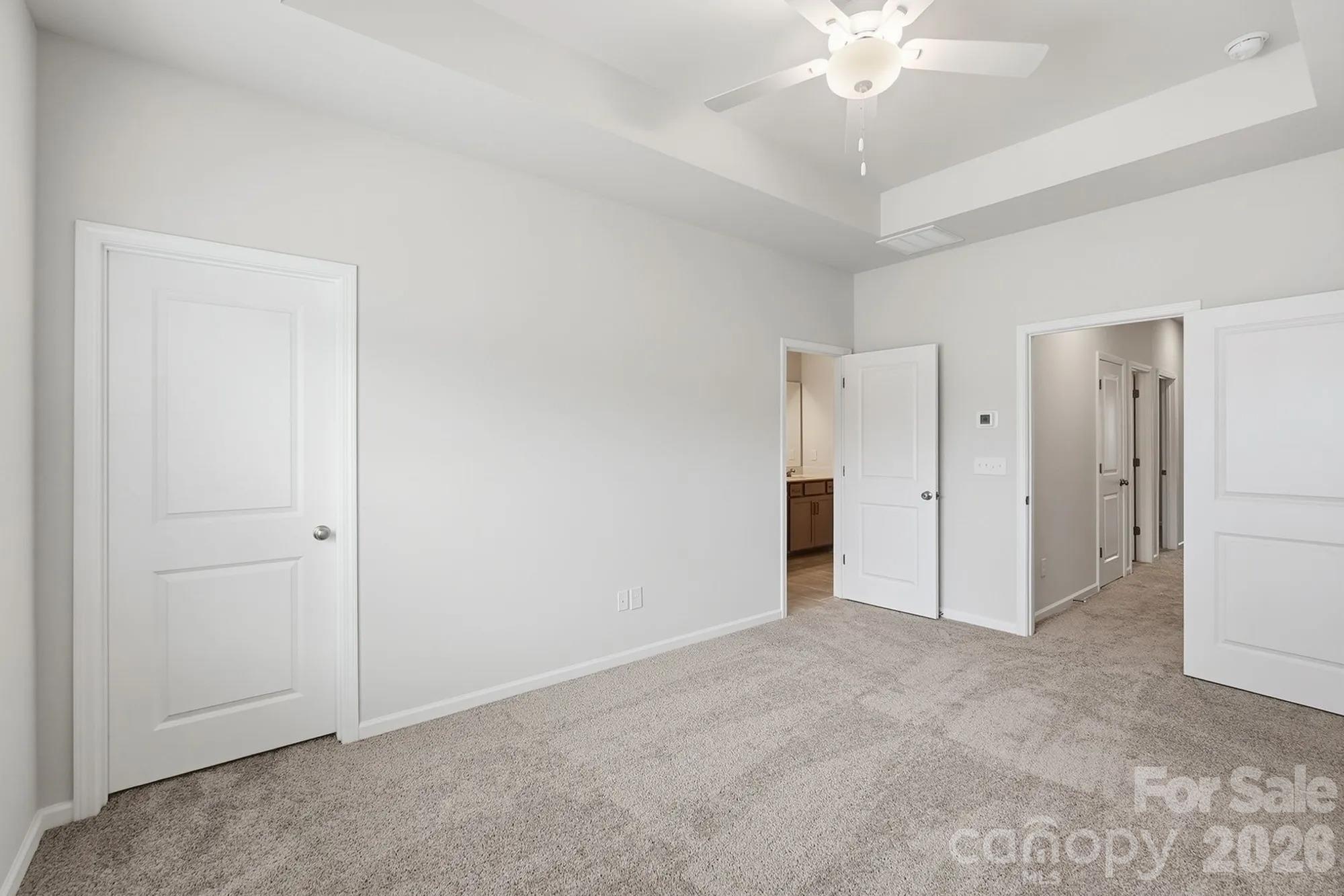 Townhouse at 4614 Lakeview Road, Charlotte, photo 4 of 6