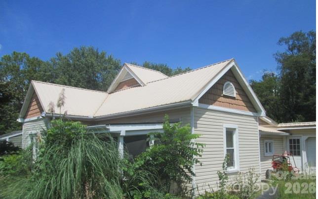 Single Family Residence at 63 Goodyear Street, Waynesville, photo 2 of 4