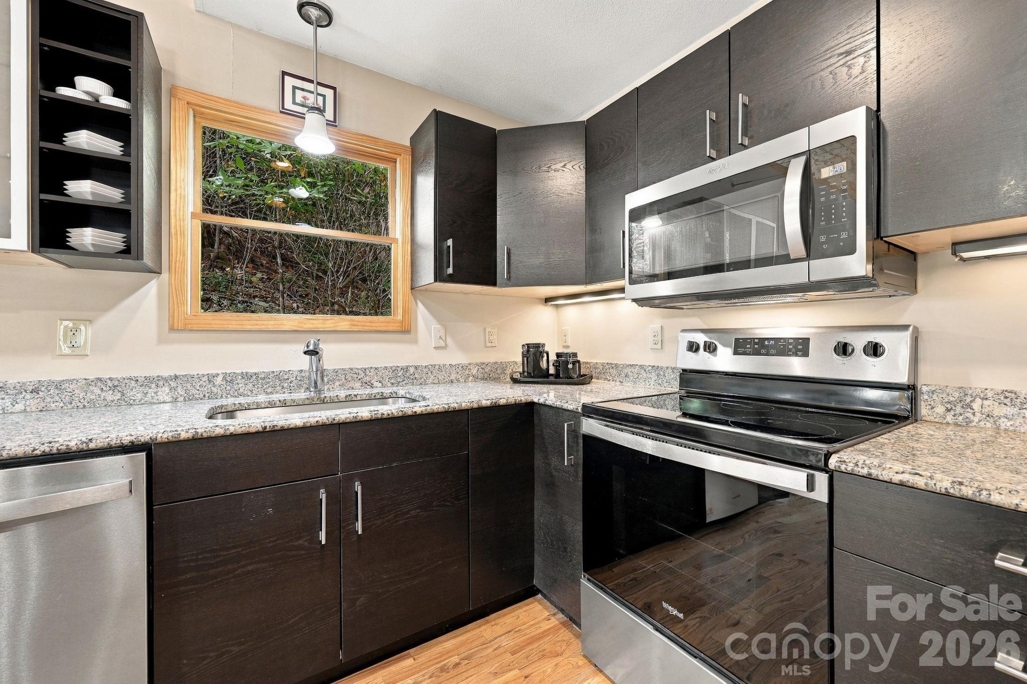 Single Family Residence at 139 Lakey Gap Acres None, Black Mountain, photo 11 of 43