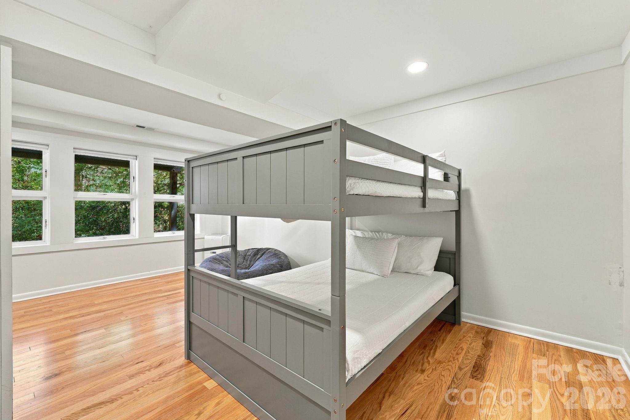 Bedroom - 109 Overlook Road, Asheville