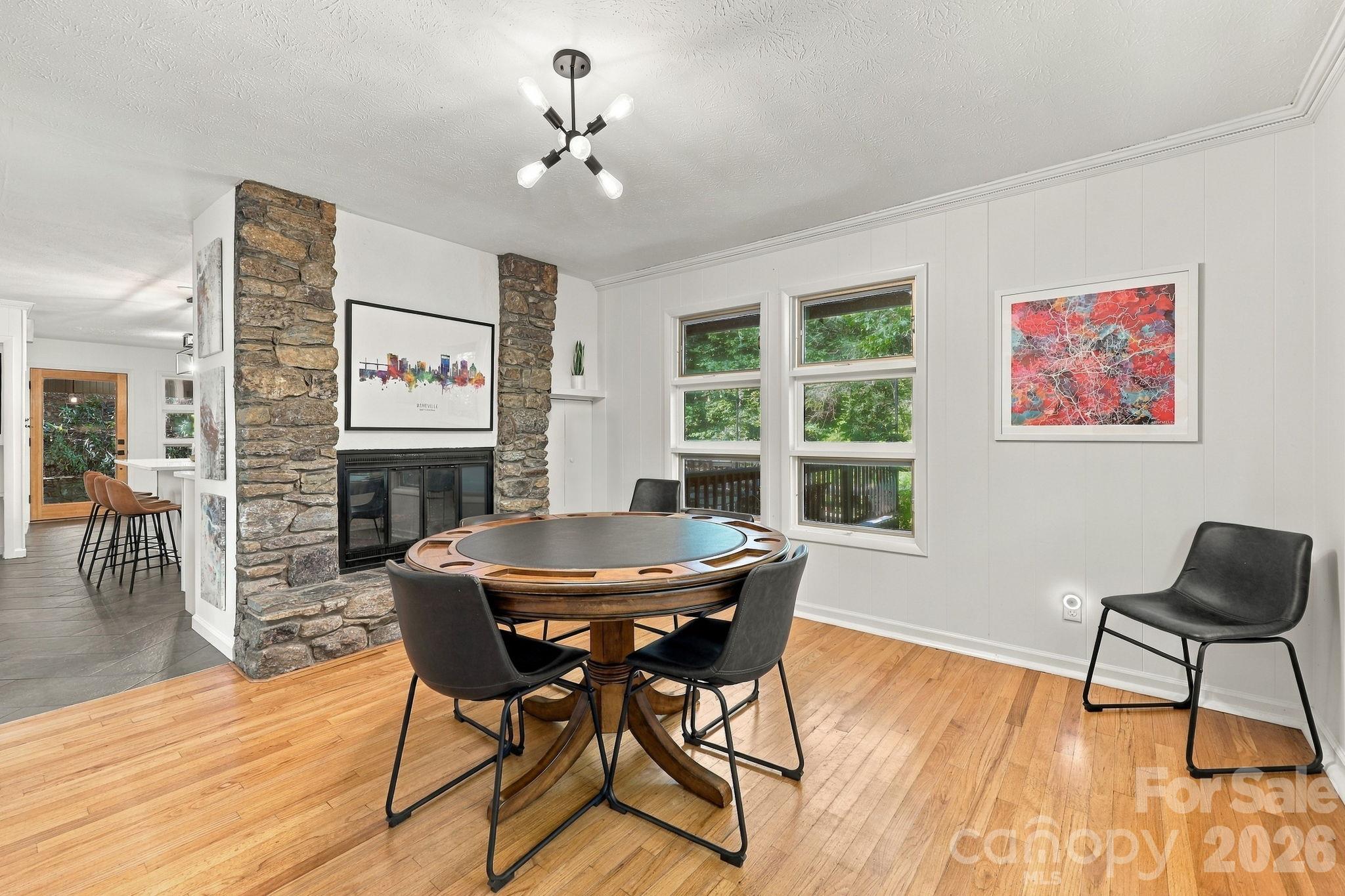 Breakfast Nook - 109 Overlook Road, Asheville