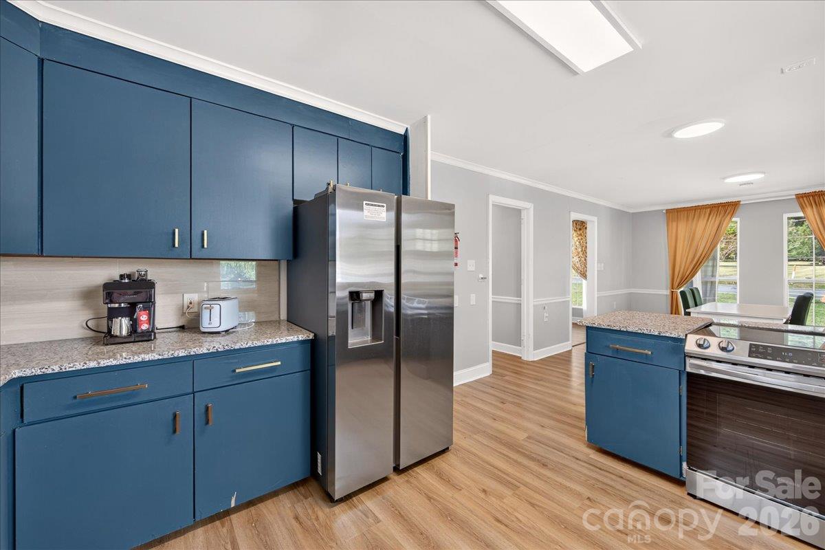 Single Family Residence at 1811 Little Rock Road, Charlotte, photo 12 of 30