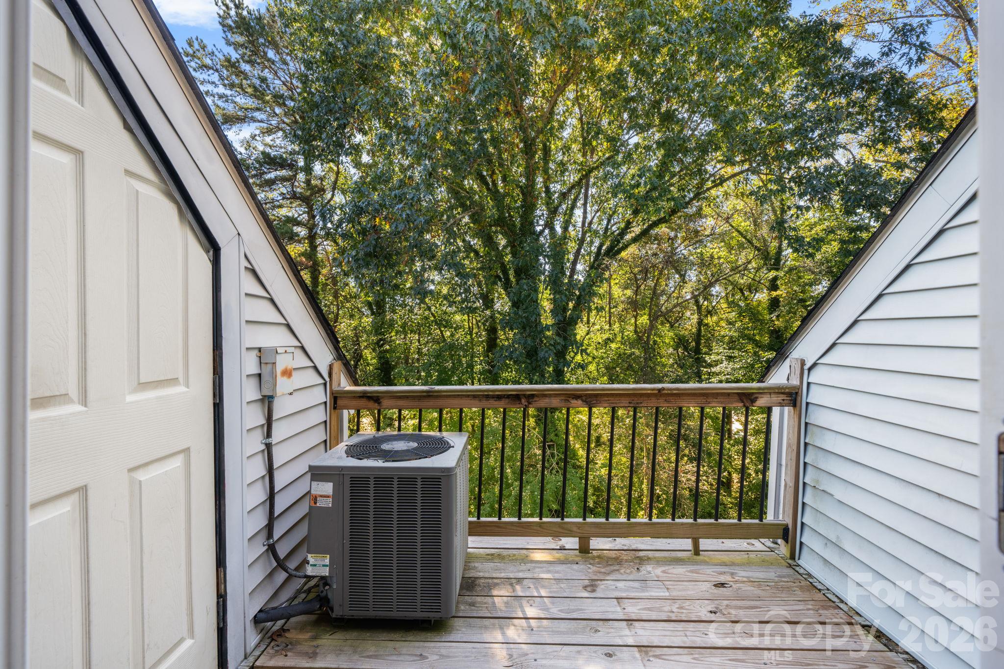 Condominium at 1050 21st Avenue NW, Hickory, photo 21 of 27