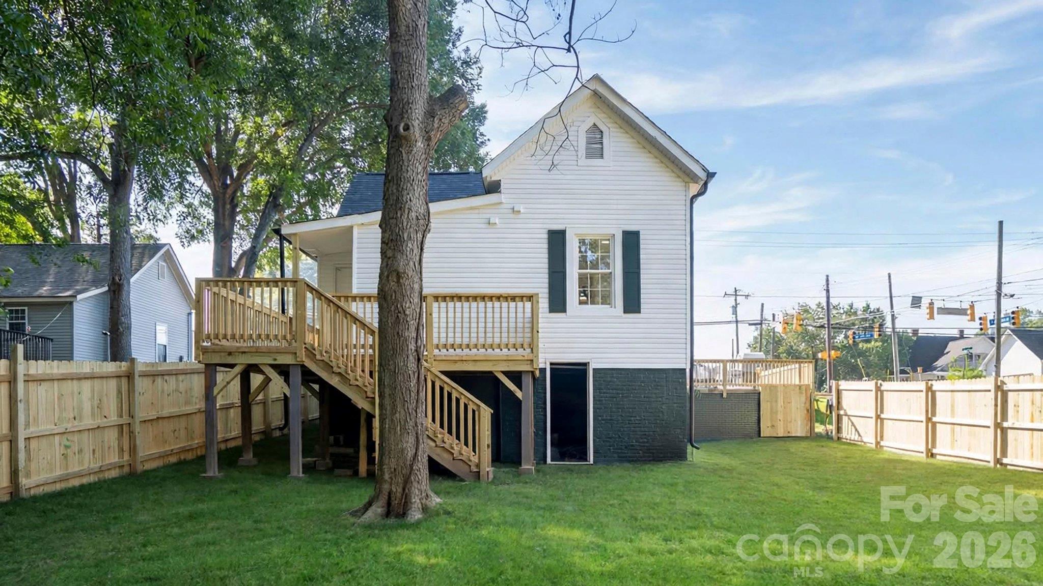 Single Family Residence at 604 Oak Street, Mooresville, photo 29 of 30