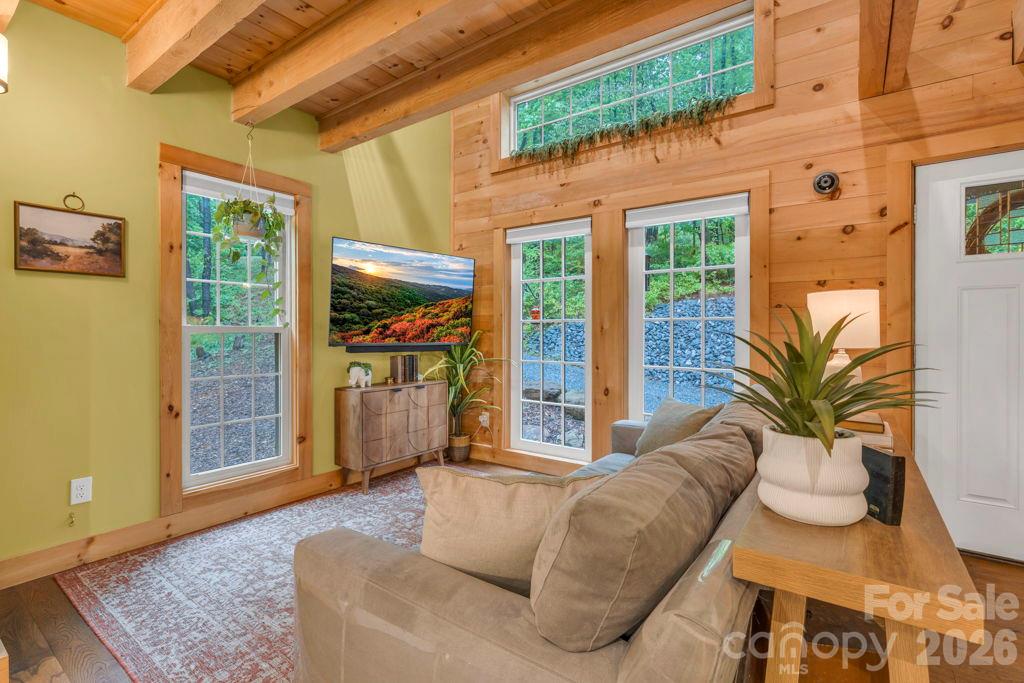 Single Family Residence at 38 Macey Drive, Nebo, photo 5 of 32