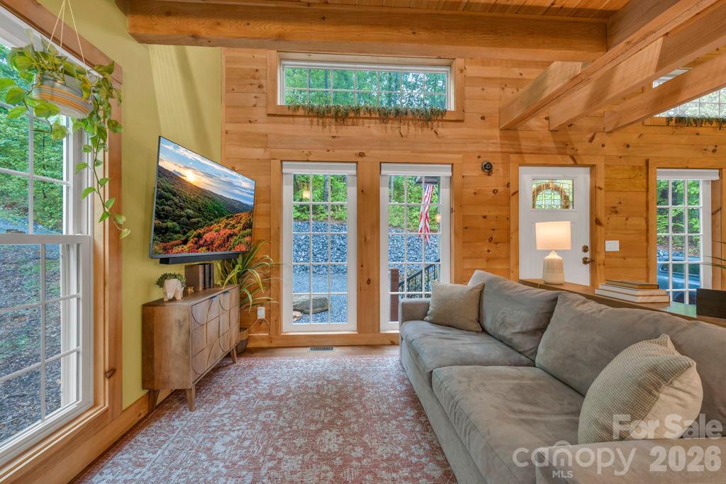 Single Family Residence at 38 Macey Drive, Nebo, photo 6 of 32