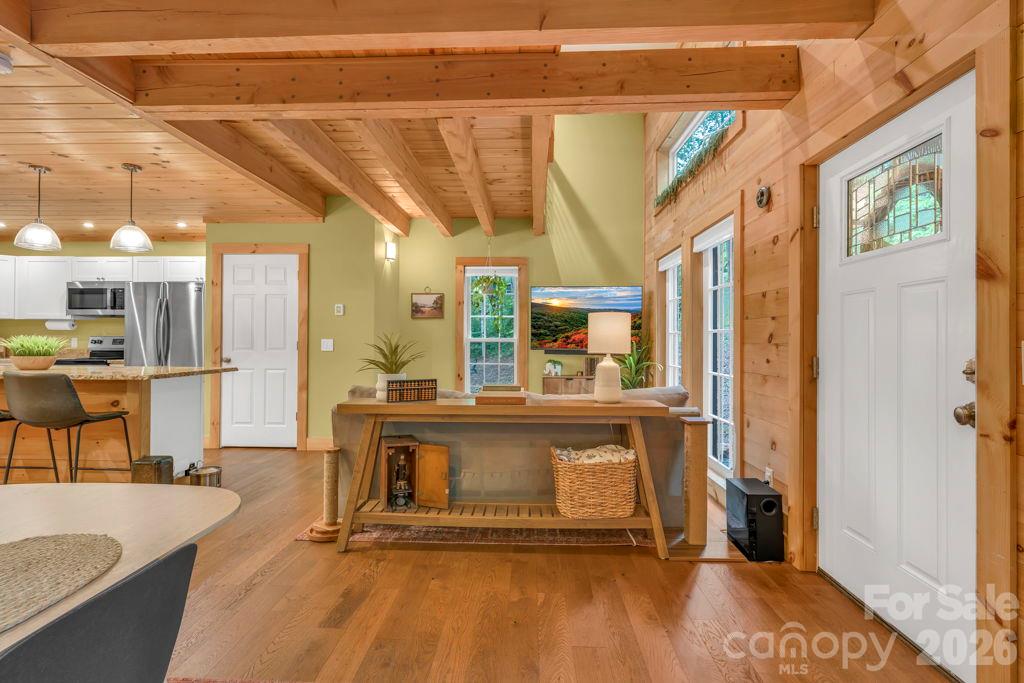 Single Family Residence at 38 Macey Drive, Nebo, photo 7 of 32