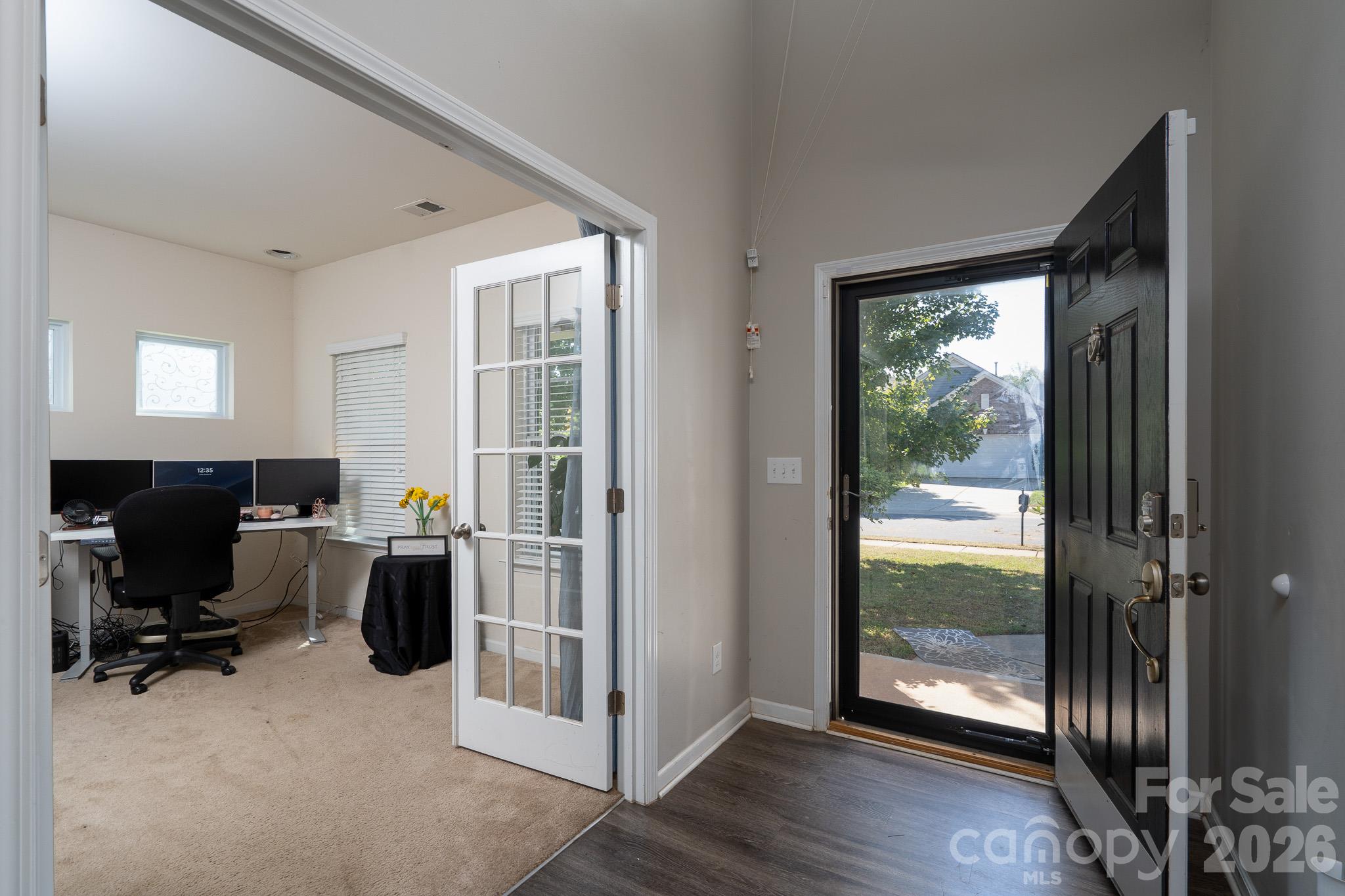Single Family Residence at 5214 Elementary View Drive, Charlotte, photo 6 of 44
