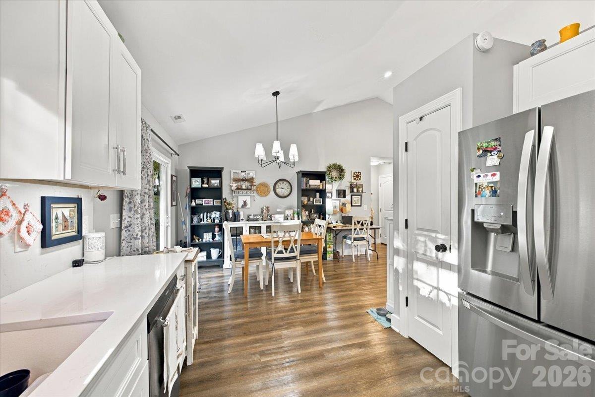 Single Family Residence at 546 Pennyfields Lane, Clover, photo 13 of 35