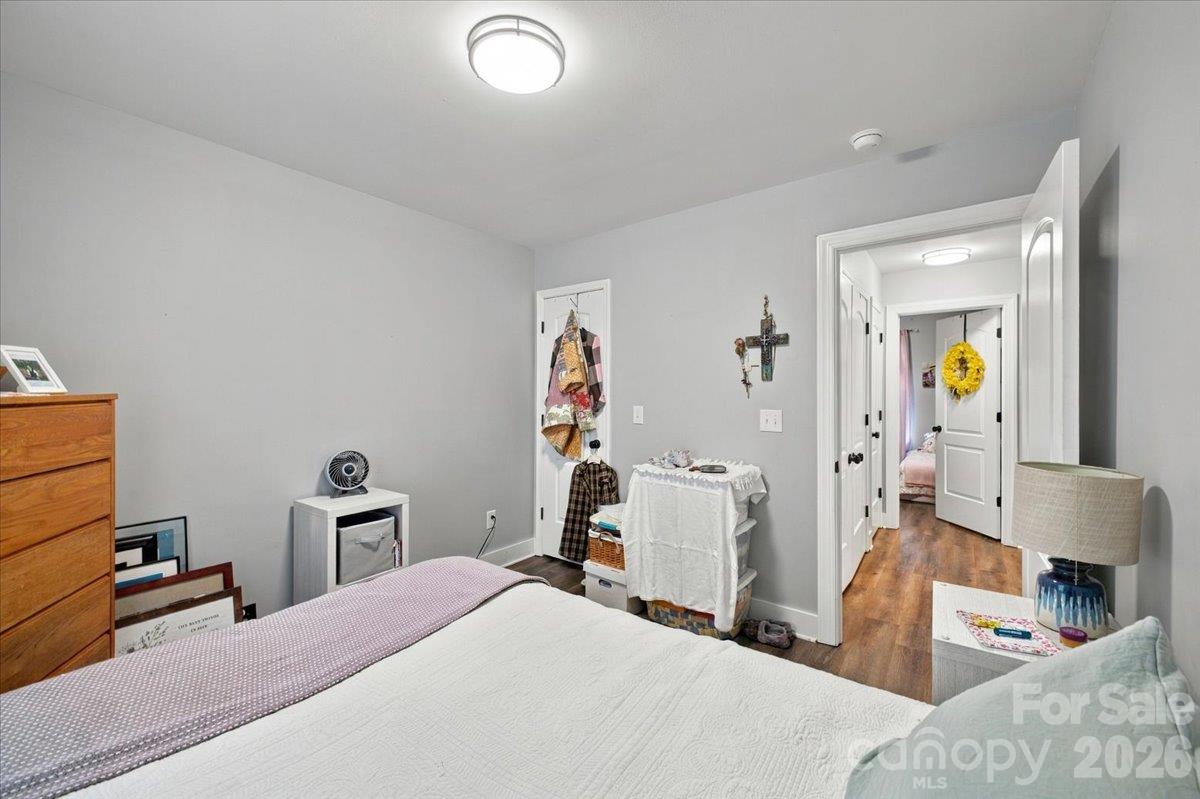Single Family Residence at 546 Pennyfields Lane, Clover, photo 23 of 35