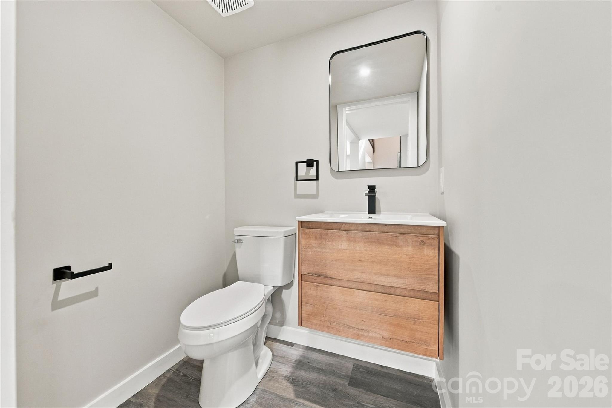 Single Family Residence at 111 Hickory Street SW, Lenoir, photo 18 of 29