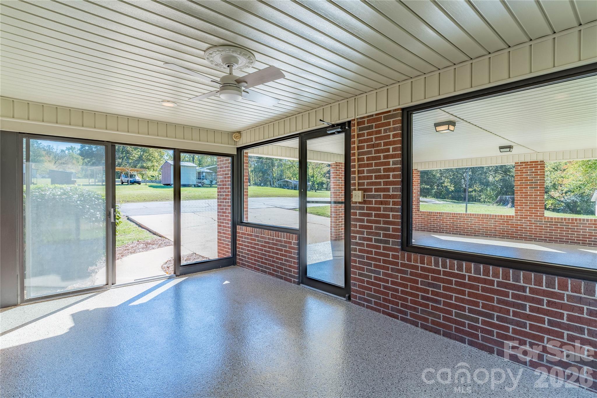Single Family Residence at 5271 Harris Farm Road, Hickory, photo 18 of 46