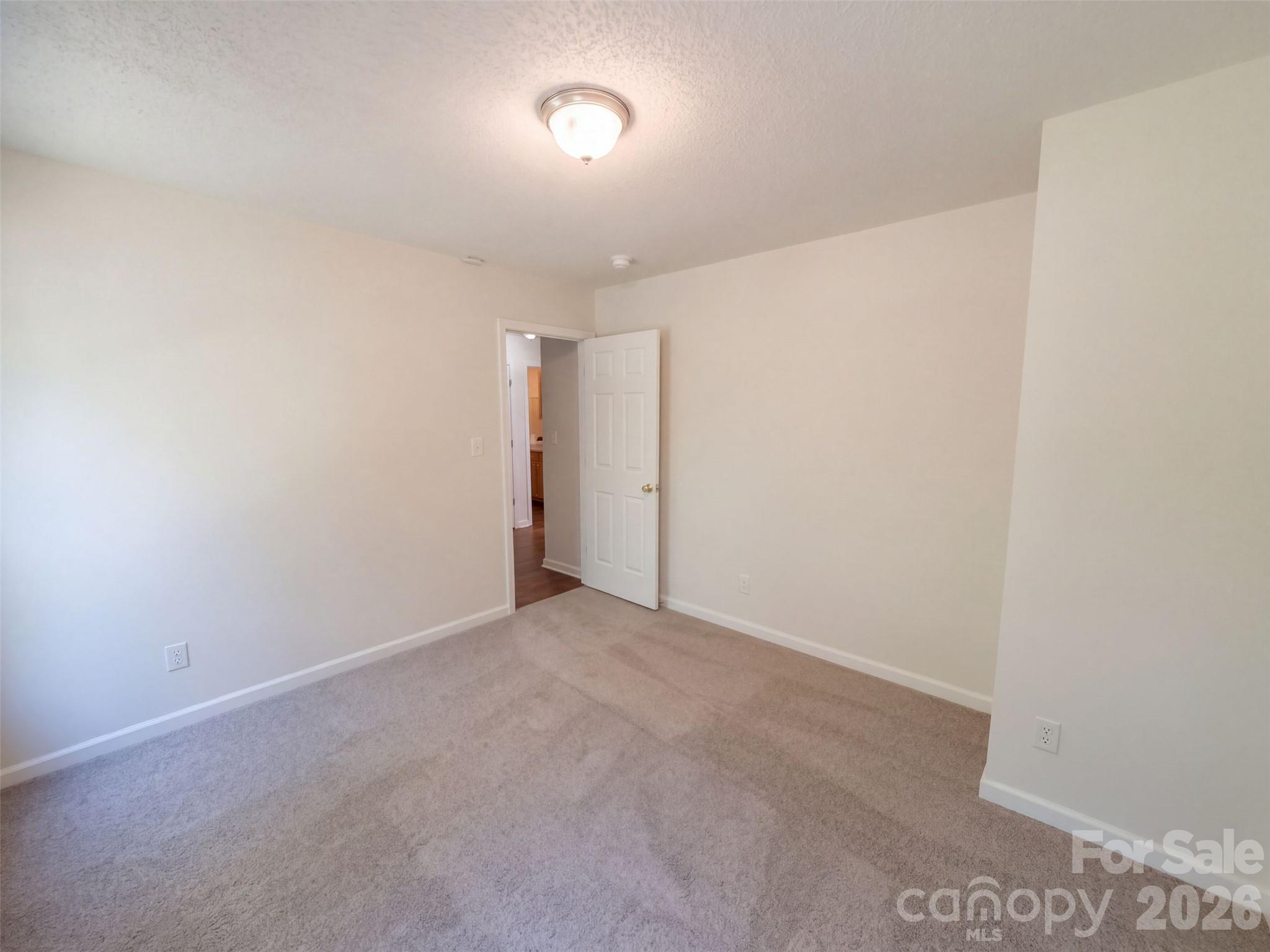 Single Family Residence at 4315 Enoch Drive, Charlotte, photo 16 of 22