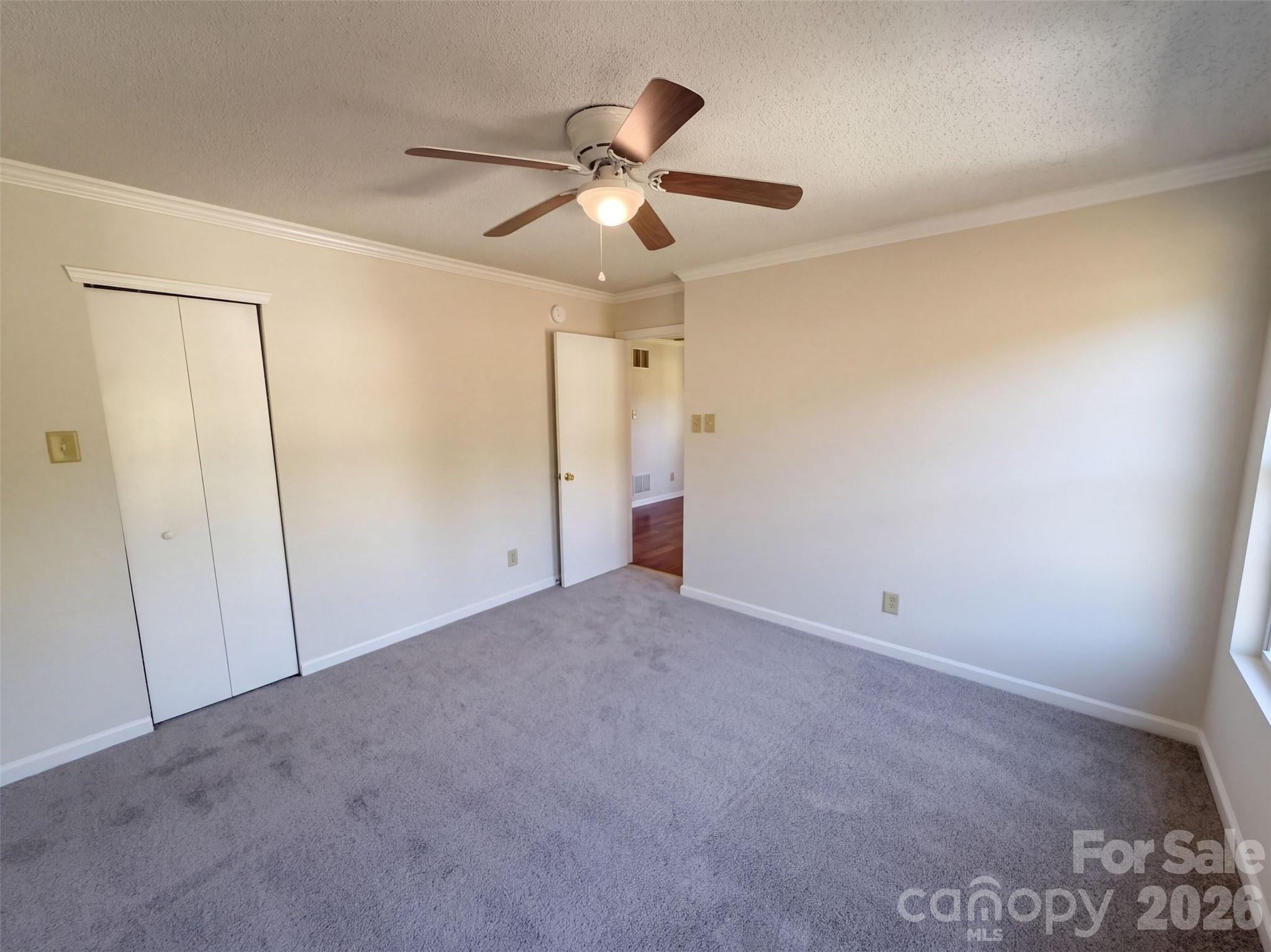 Single Family Residence at 6807 Wandering Creek Drive, Charlotte, photo 17 of 40