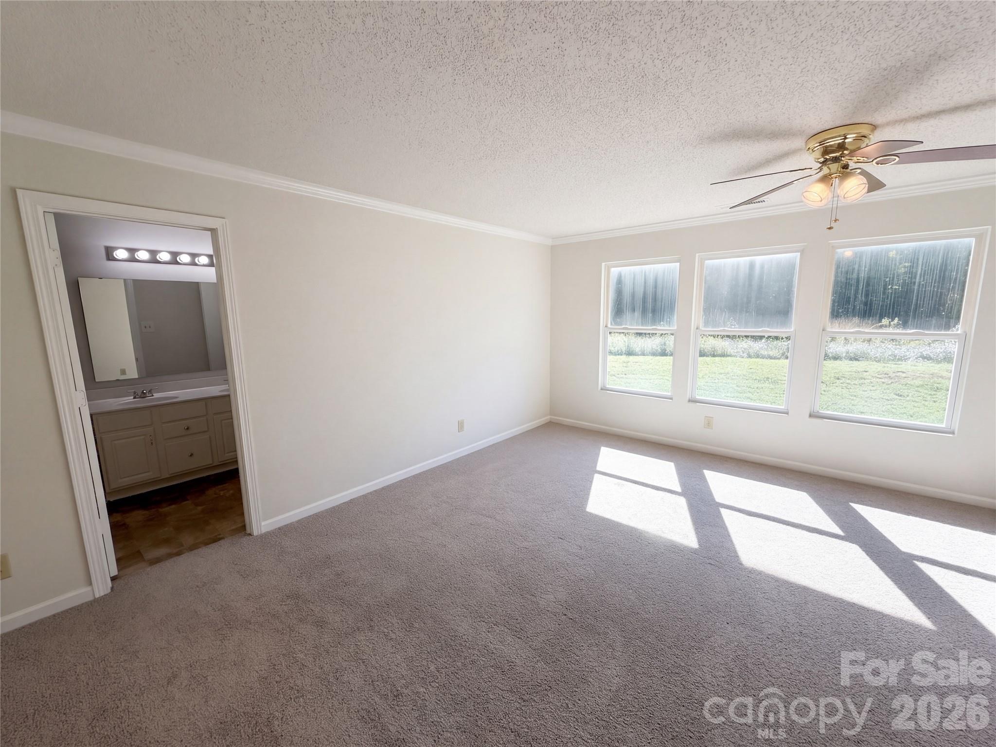 Single Family Residence at 6807 Wandering Creek Drive, Charlotte, photo 24 of 40