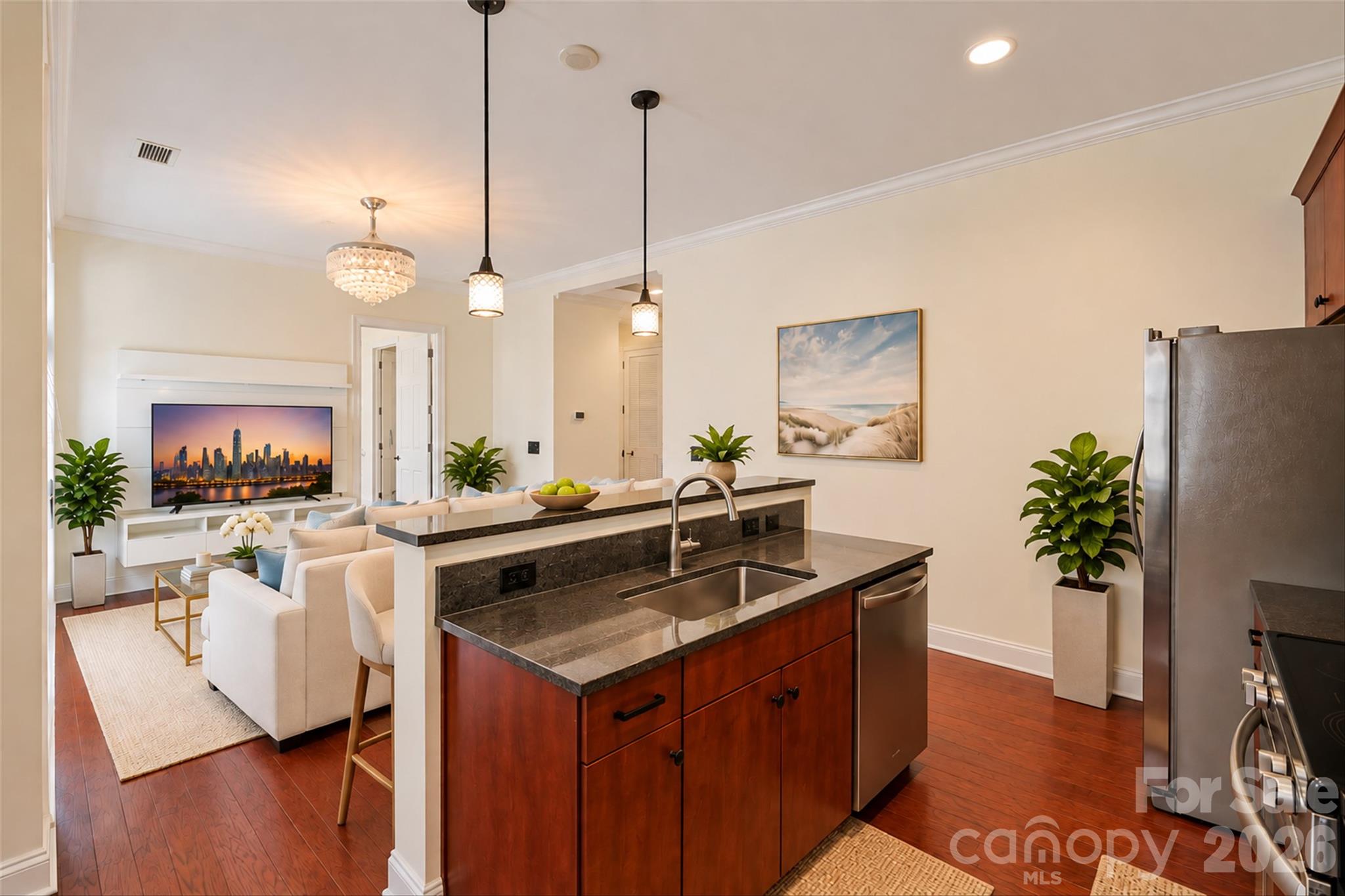 Condominium at 230 S Tryon Street, Charlotte, photo 16 of 33