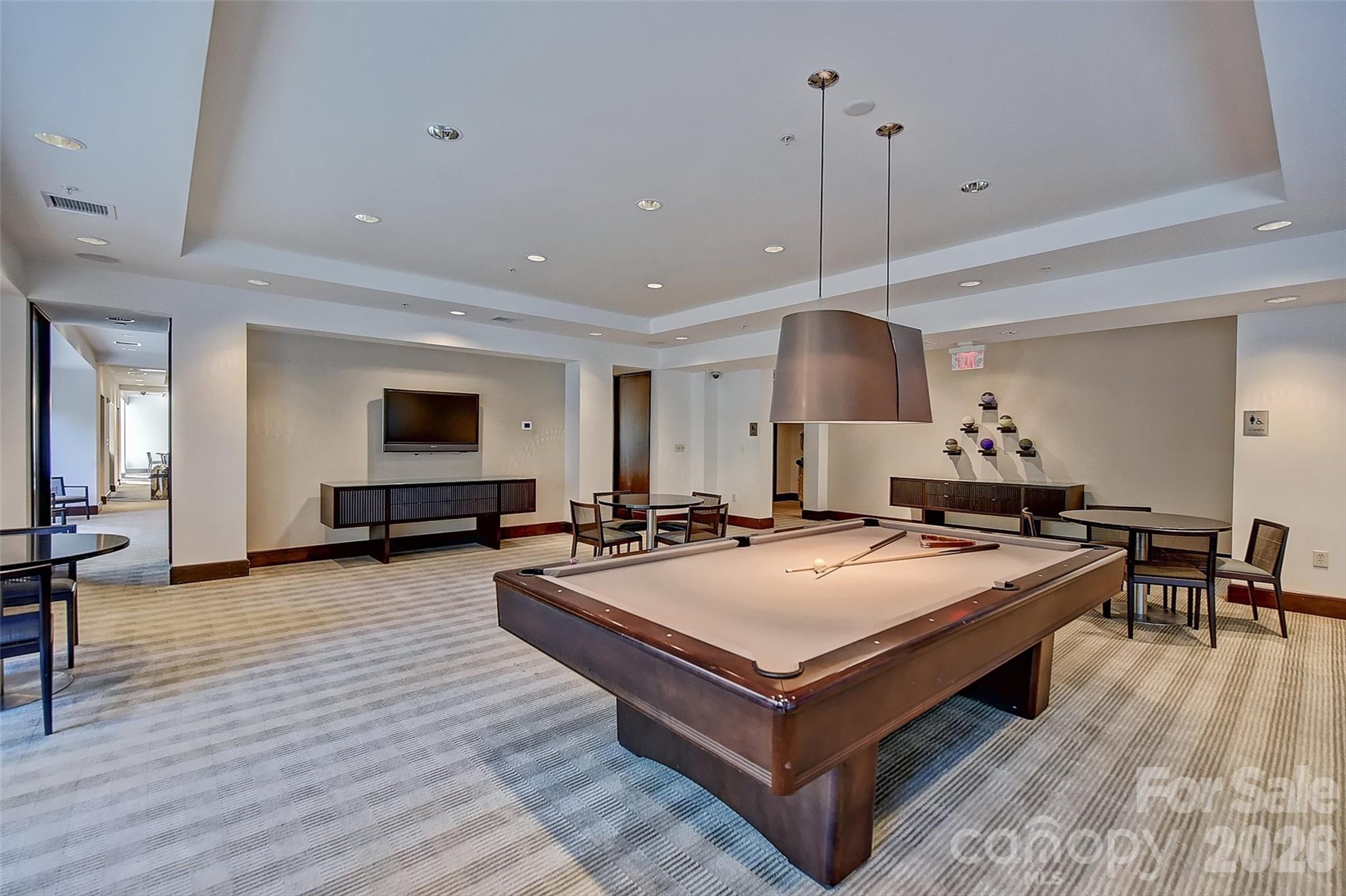 Condominium at 230 S Tryon Street, Charlotte, photo 28 of 33