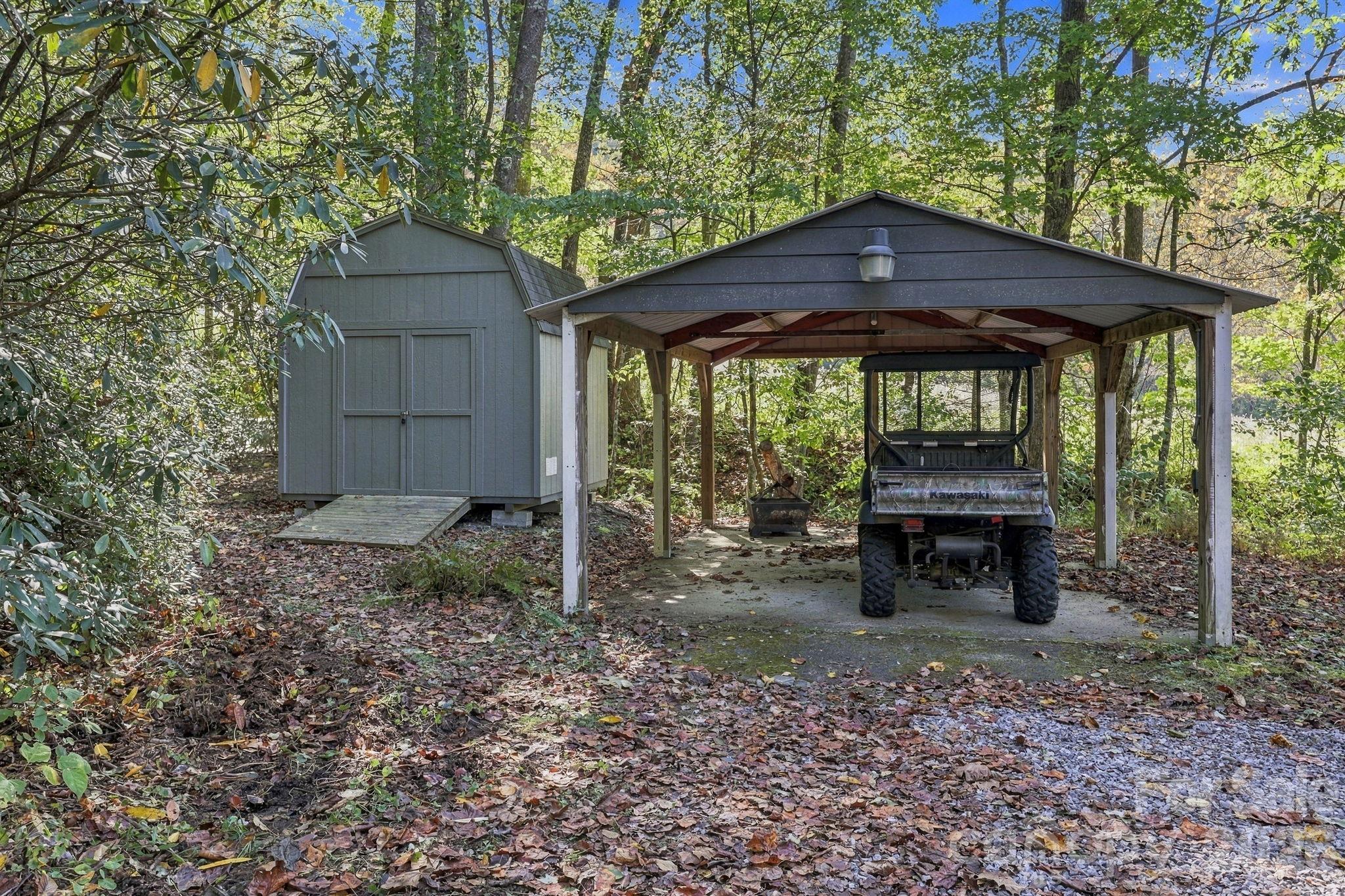 Storage shed and carport - 39 Williams Cove Road, Black Mountain