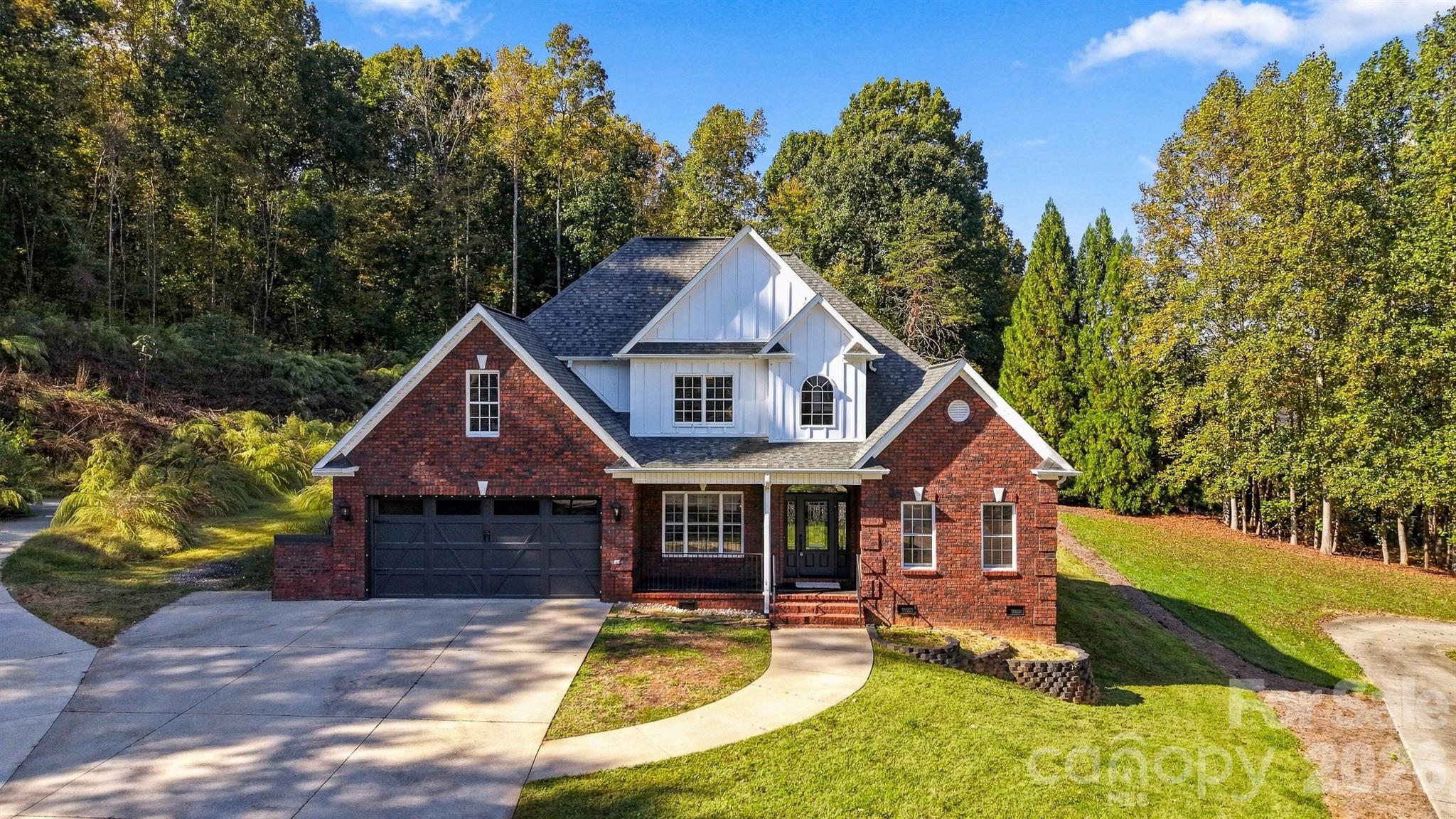 Single Family Residence at 1216 Fox Chase Drive, Newton, photo 2 of 46