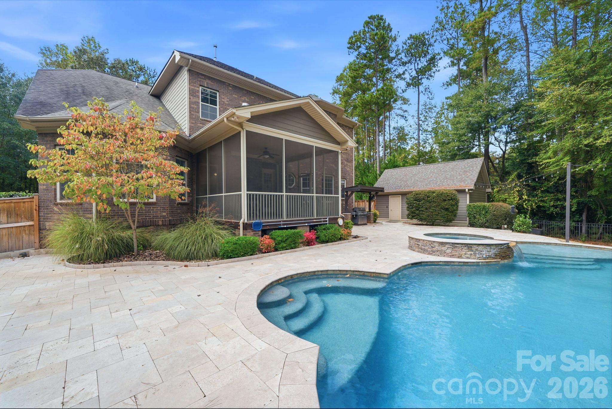 Single Family Residence at 631 May Green Drive, Clover, photo 5 of 48