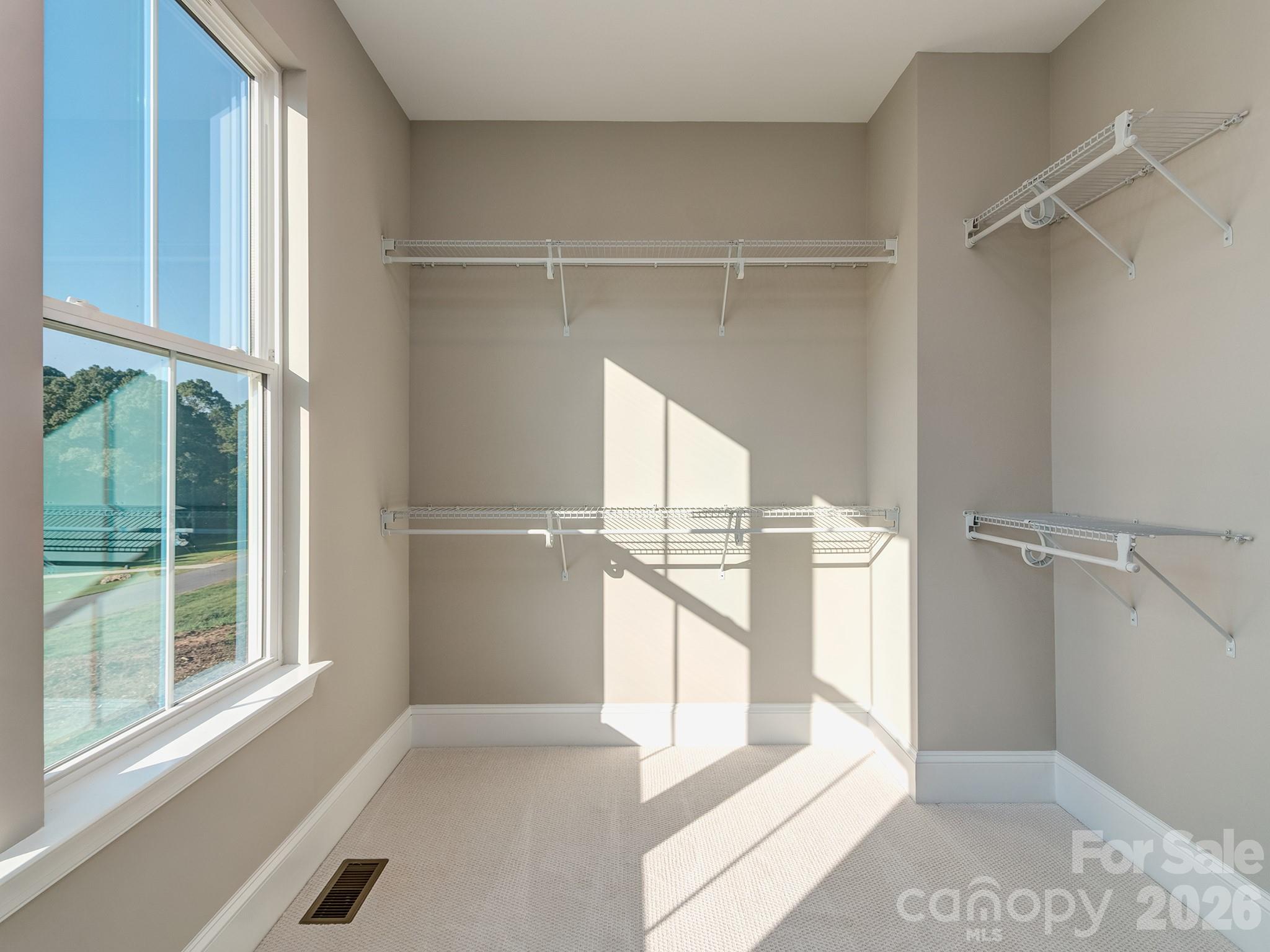 Single Family Residence at 518 Edmunds Lane, Clover, photo 20 of 36