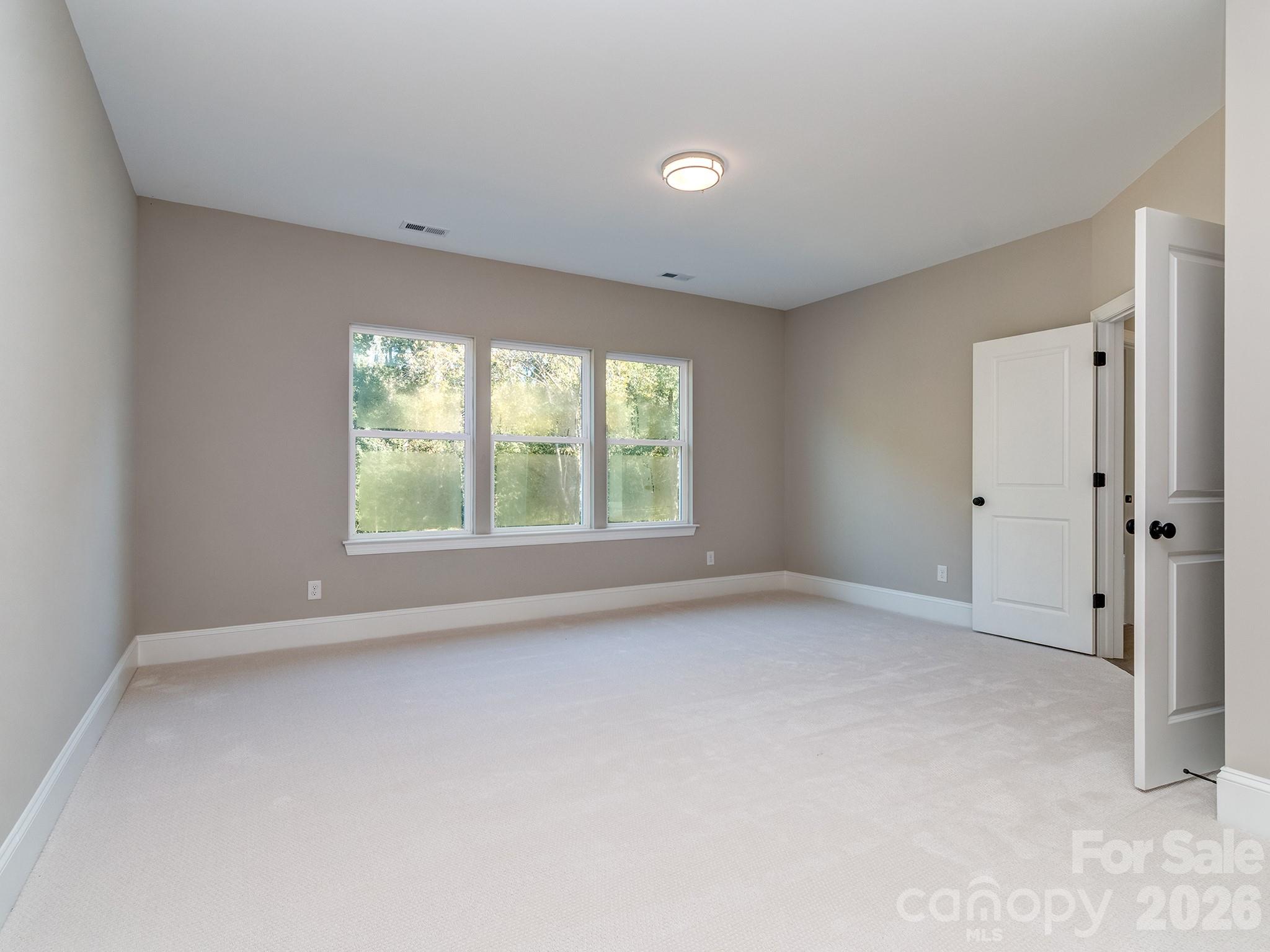 Single Family Residence at 518 Edmunds Lane, Clover, photo 34 of 36