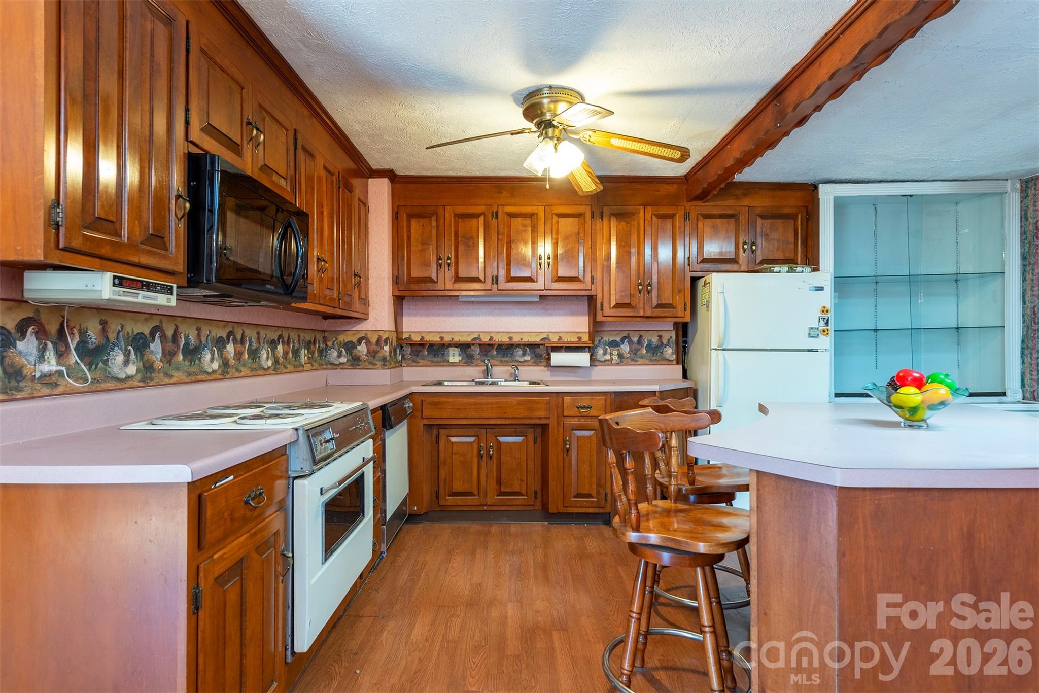 Single Family Residence at 163 Carrier Street, Asheville, photo 8 of 42