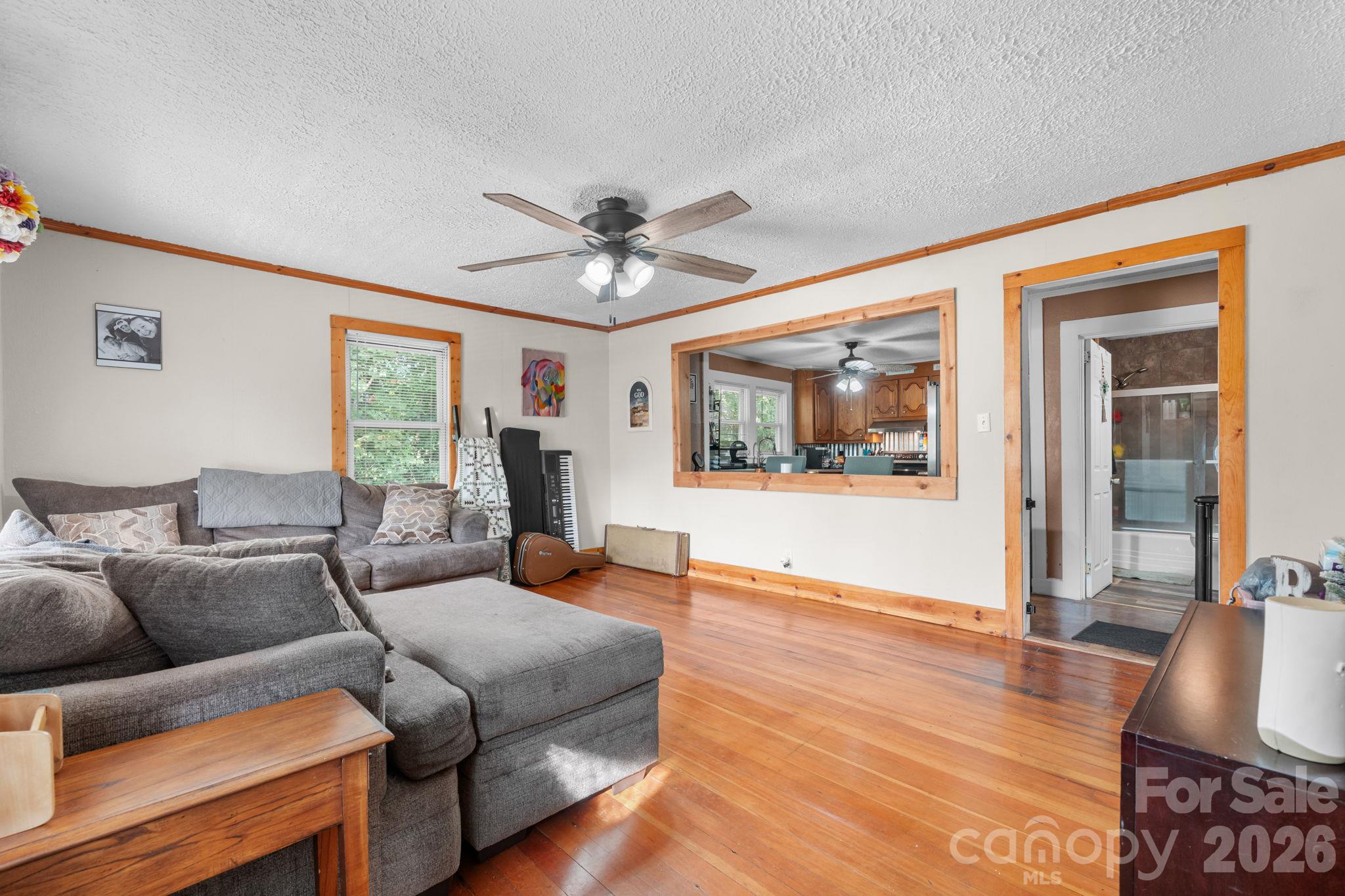 Single Family Residence at 617 Hawthorne Street, Hudson, photo 10 of 30