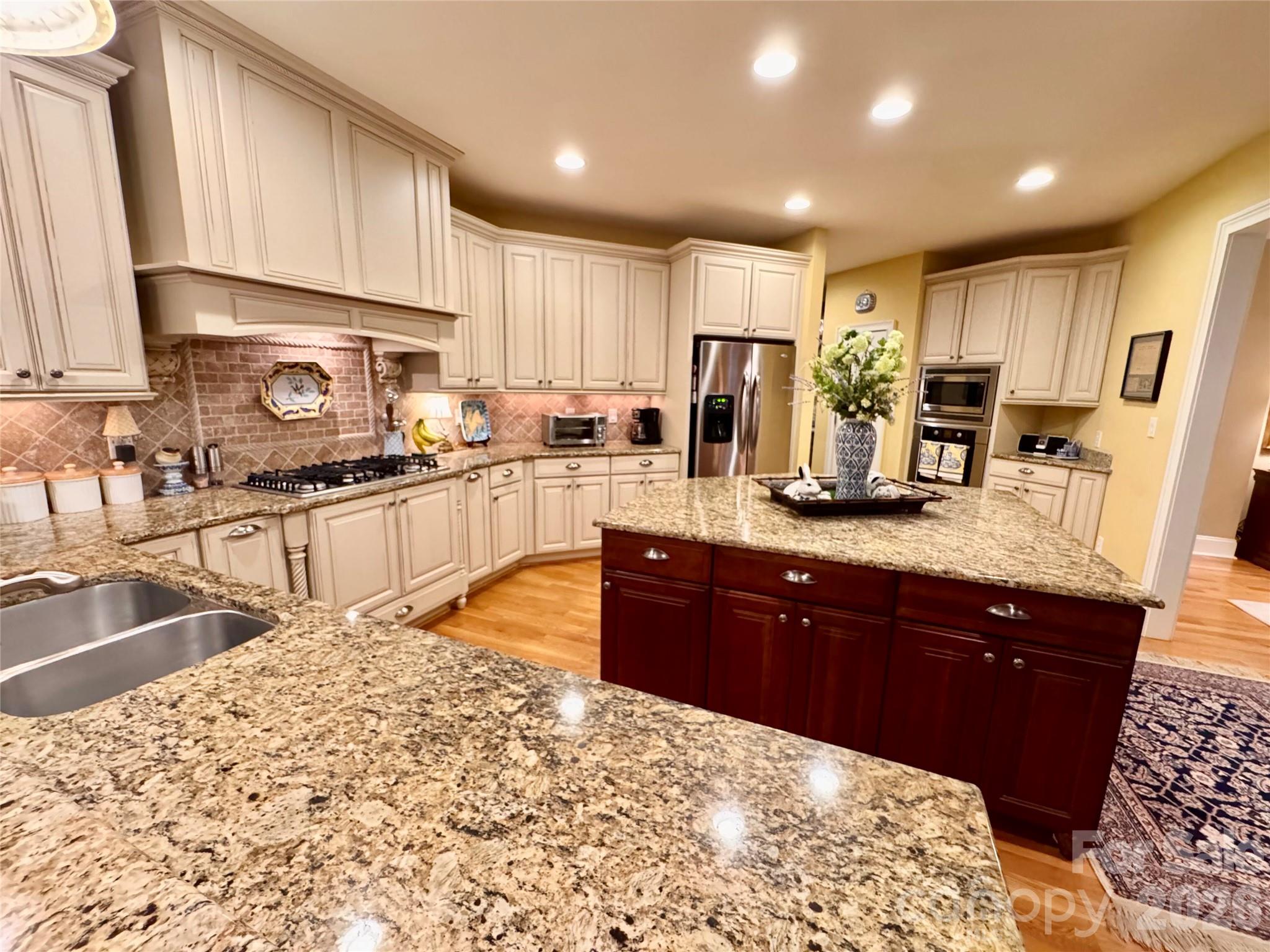 Single Family Residence at 2909 Donegal Drive, Kannapolis, photo 15 of 44