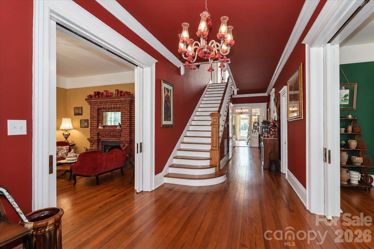 Foryer - 403 W Front Street, Statesville