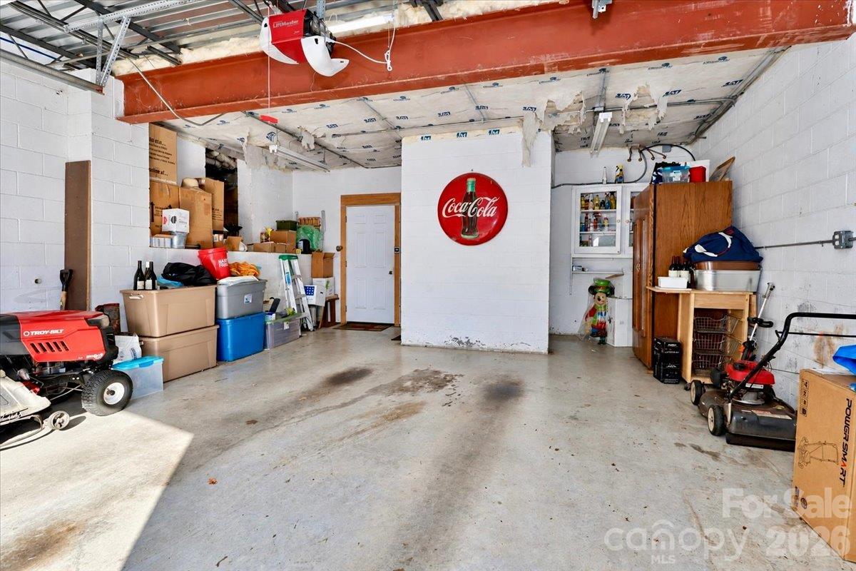 Garage - 403 W Front Street, Statesville