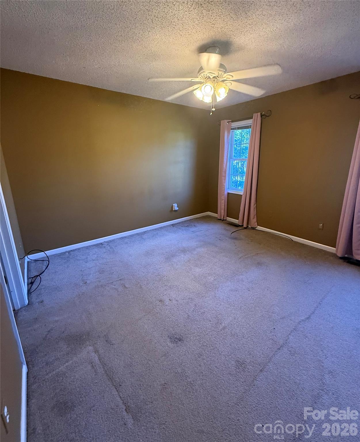 Single Family Residence at 4917 Pond Court, Conover, photo 23 of 47