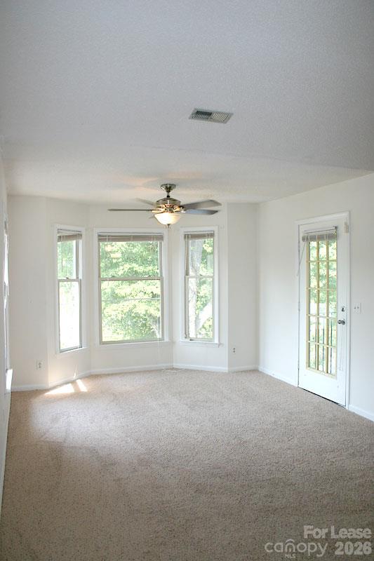 Condominium at 6264 Rosecroft Drive, Charlotte, photo 2 of 10
