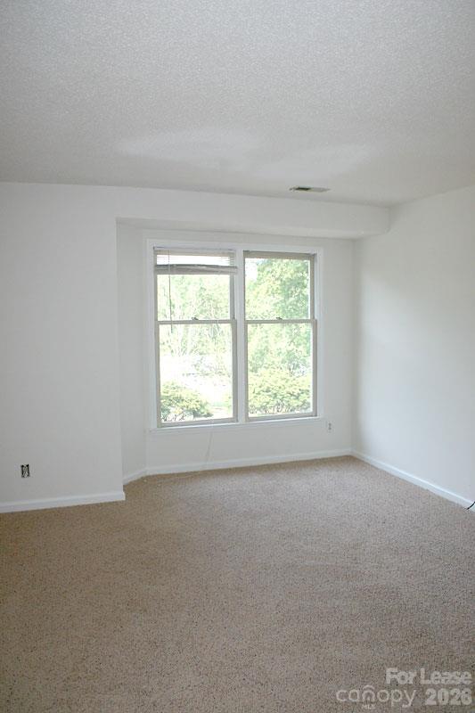 Condominium at 6264 Rosecroft Drive, Charlotte, photo 8 of 10