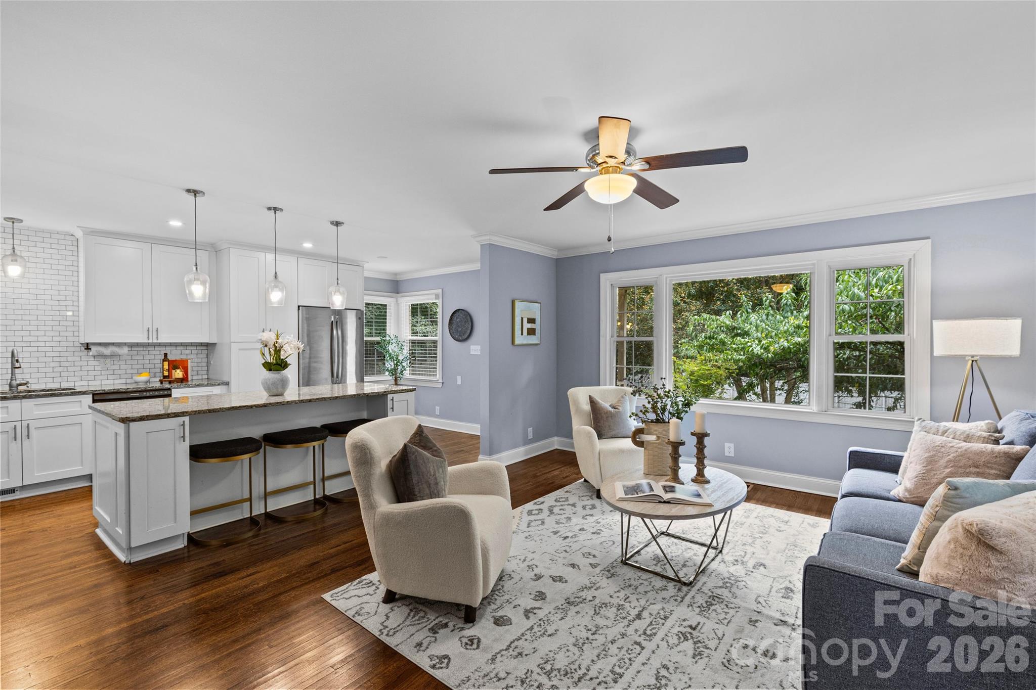 Single Family Residence at 2538 Arnold Drive E, Charlotte, photo 13 of 37