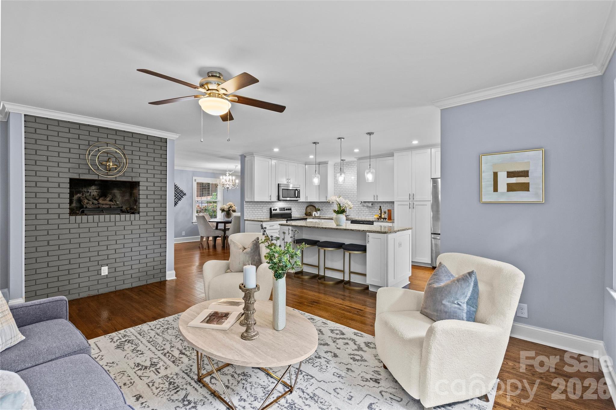 Single Family Residence at 2538 Arnold Drive E, Charlotte, photo 15 of 37