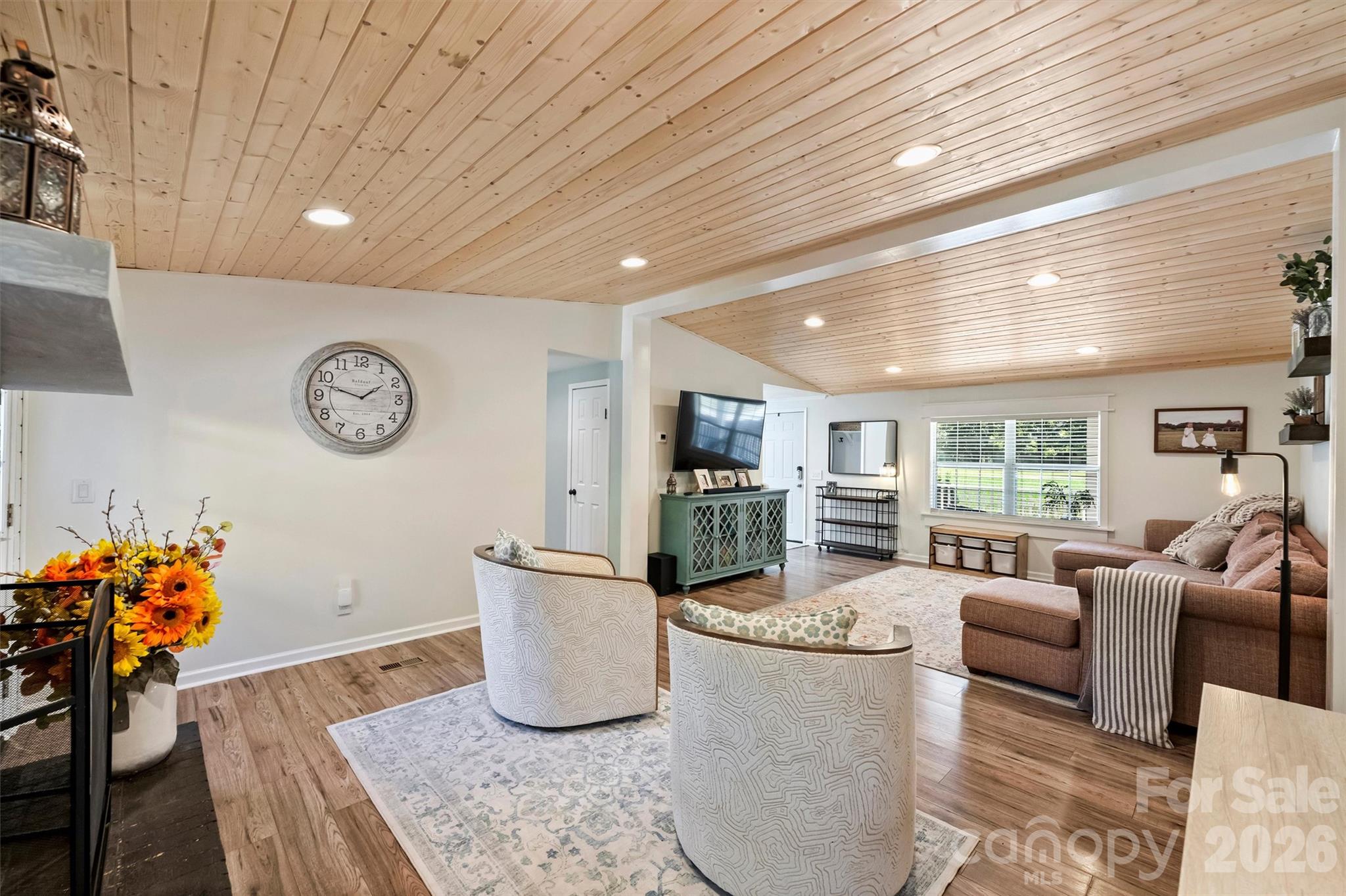 Single Family Residence at 8708 Overcash Road, Concord, photo 13 of 41